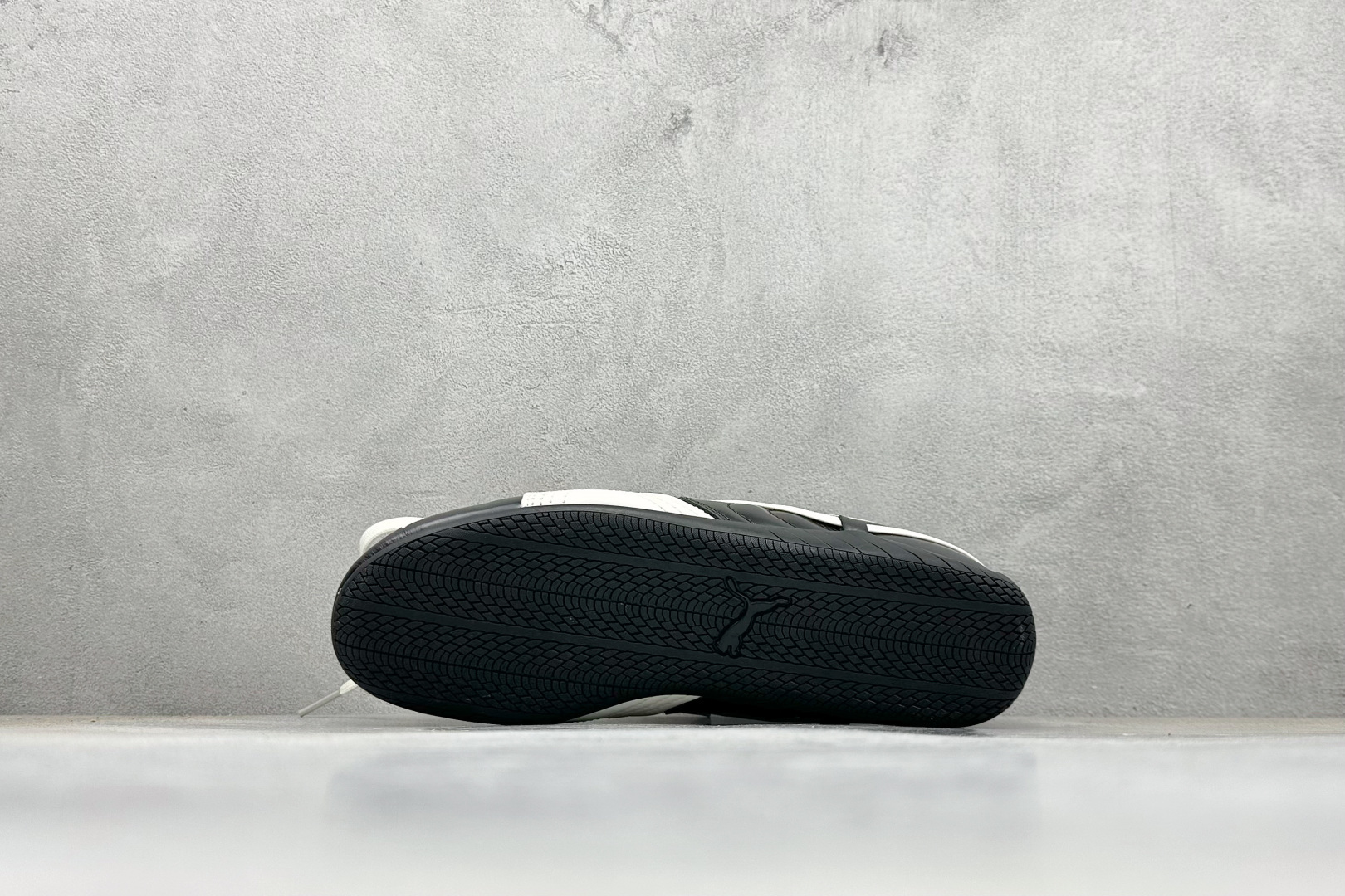 CS版Rose x Puma 彪马 Speedcat 联名款低帮休闲鞋 404391-01-Top High Quatity Cheap Sneakers Fashion Clothing Clothes Bags handbags Shoes of all Brand wholesale With The best Quality And Beautiful Price from China Factory Chinese suppliers wholesaler seller CS版Rose x Puma 彪马 Speedcat 联名款低帮休闲鞋 404391-01