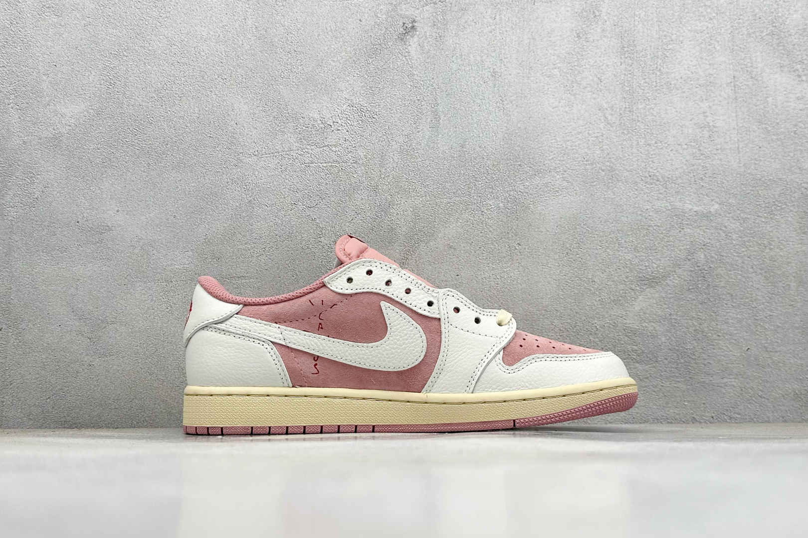 新F版Fragment x TS x Air Jordan 1 Low 三方联名低帮倒勾板鞋 DM7866-600