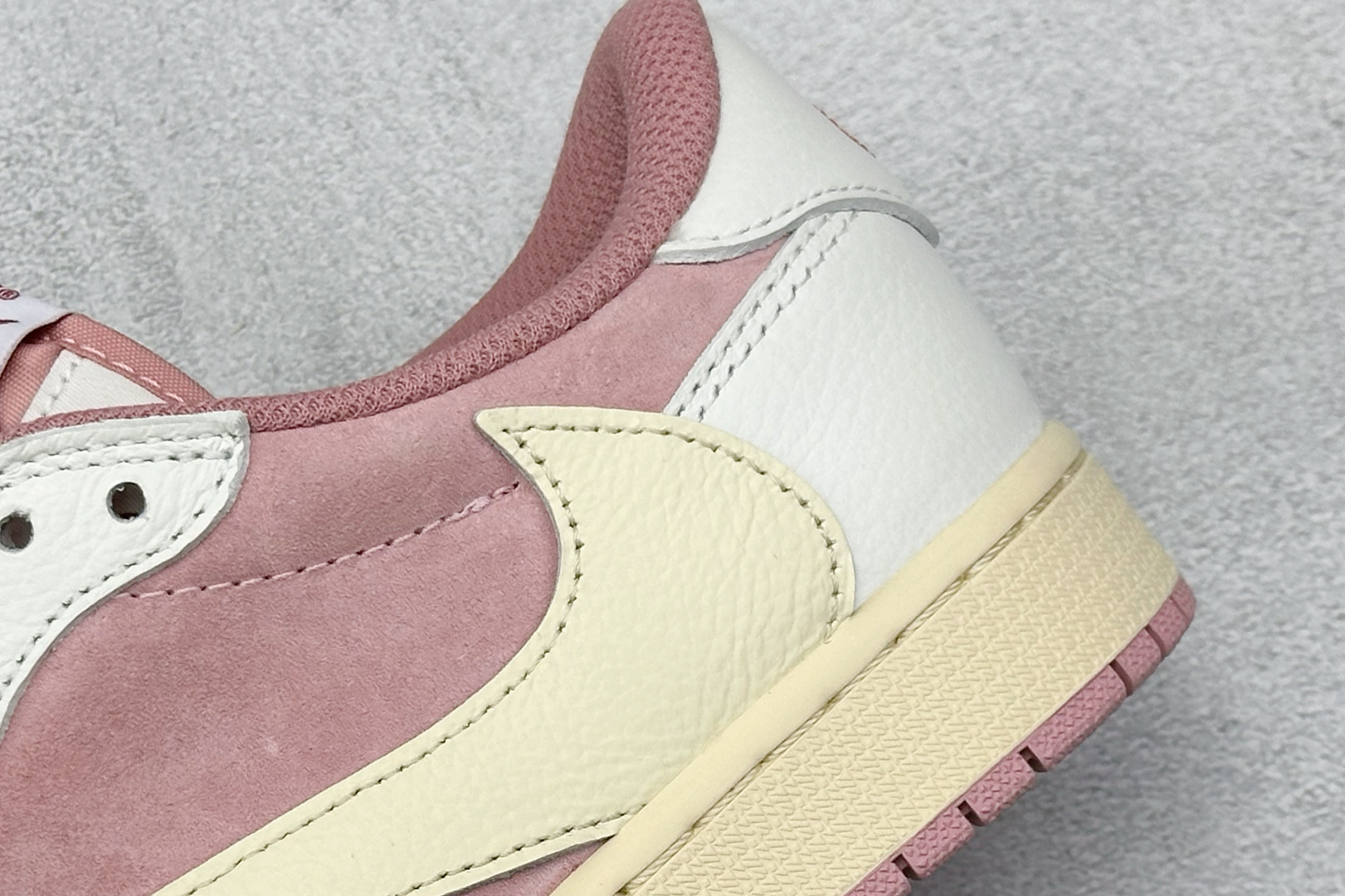 新F版Fragment x TS x Air Jordan 1 Low 三方联名低帮倒勾板鞋 DM7866-600