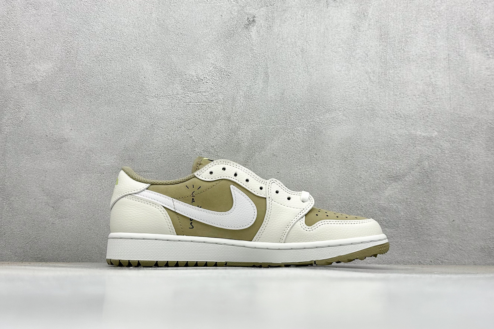 新F版Fragment x TS x Air Jordan 1 Low 三方联名低帮倒勾板鞋 FZ3124-200