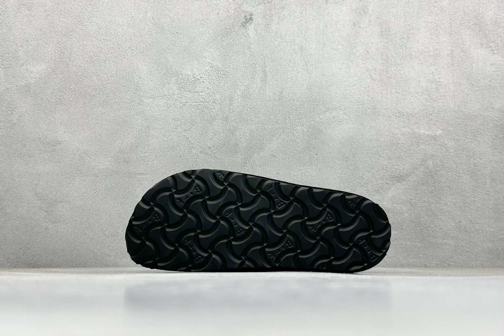 220 BK版Birkenstock 博肯一脚蹬系列 黑色反绒 0250901