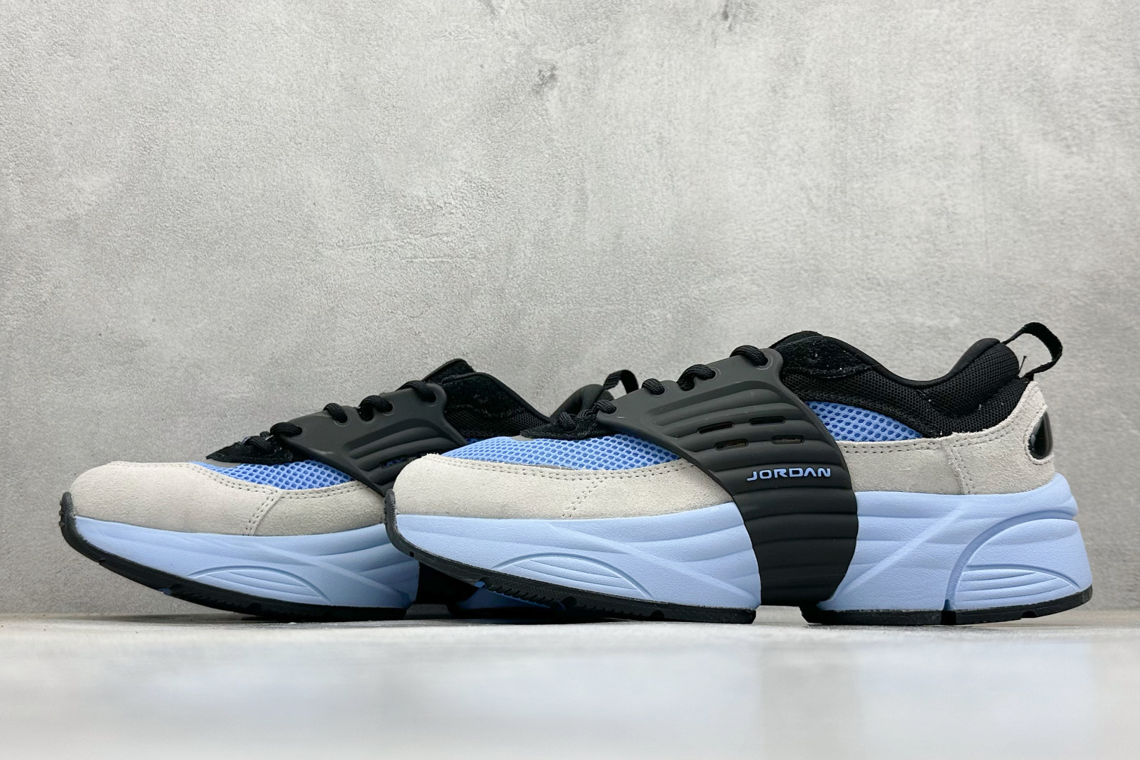 210 Jordan Trunner O/S 经典百搭 透气支撑 生活休闲鞋 该鞋款 IB3722-400