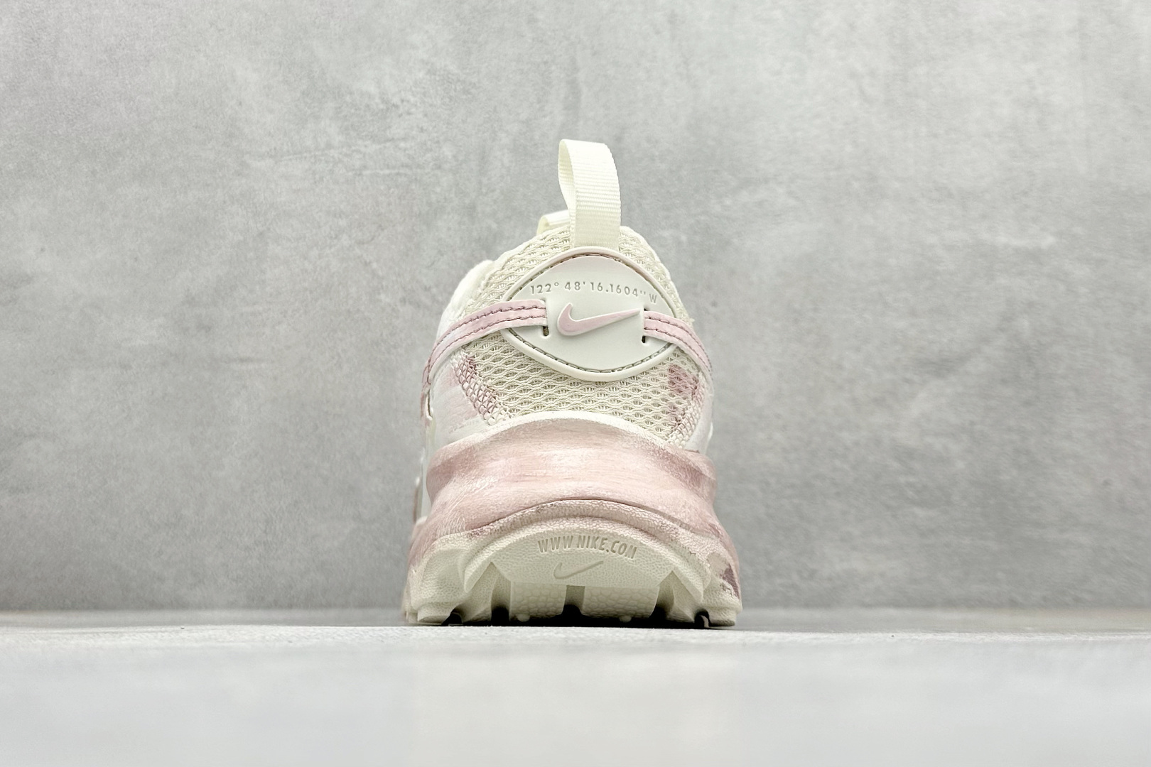 280 W NIKE TC 7900 新款老爹鞋 注入非凡时尚气息 塑就高雅外观 耐穿合成材质搭配柔软丝绒 DD9682-110-Chinese UA Cheap High Quatity Brand Clothes Bags handbags Sneakers wholesale wholesaler seller from China Factory suppliers Fashion Clothing Shoes best Quality Beautiful Price 280 W NIKE TC 7900 新款老爹鞋 注入非凡时尚气息 塑就高雅外观 耐穿合成材质搭配柔软丝绒 DD9682-110