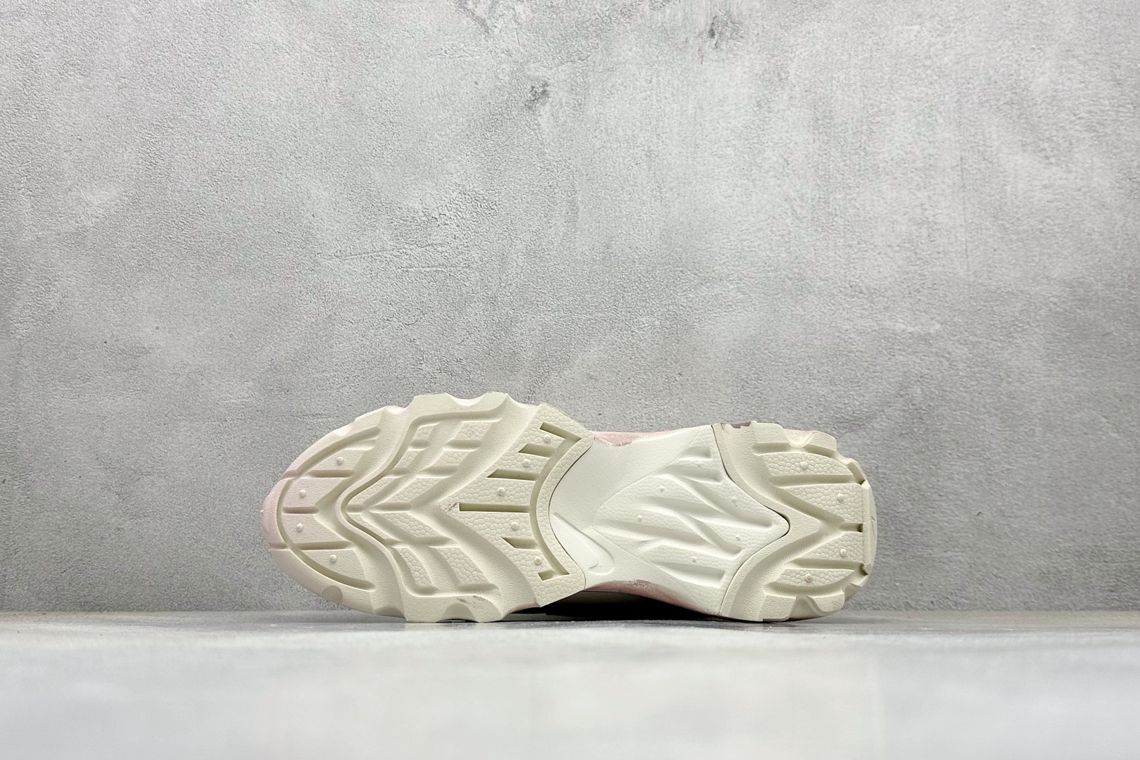 280 W NIKE TC 7900 新款老爹鞋 注入非凡时尚气息 塑就高雅外观 耐穿合成材质搭配柔软丝绒 DD9682-110-Chinese UA Cheap High Quatity Brand Clothes Bags handbags Sneakers wholesale wholesaler seller from China Factory suppliers Fashion Clothing Shoes best Quality Beautiful Price 280 W NIKE TC 7900 新款老爹鞋 注入非凡时尚气息 塑就高雅外观 耐穿合成材质搭配柔软丝绒 DD9682-110