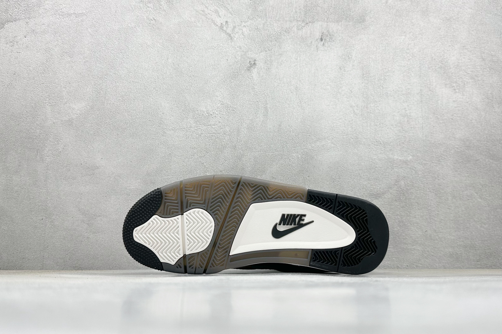 240 Nike Air Jordan 4 Retro 乔丹四代 “Laser” 灰黑 Air Jordan AJ4 Retro FV5029-200