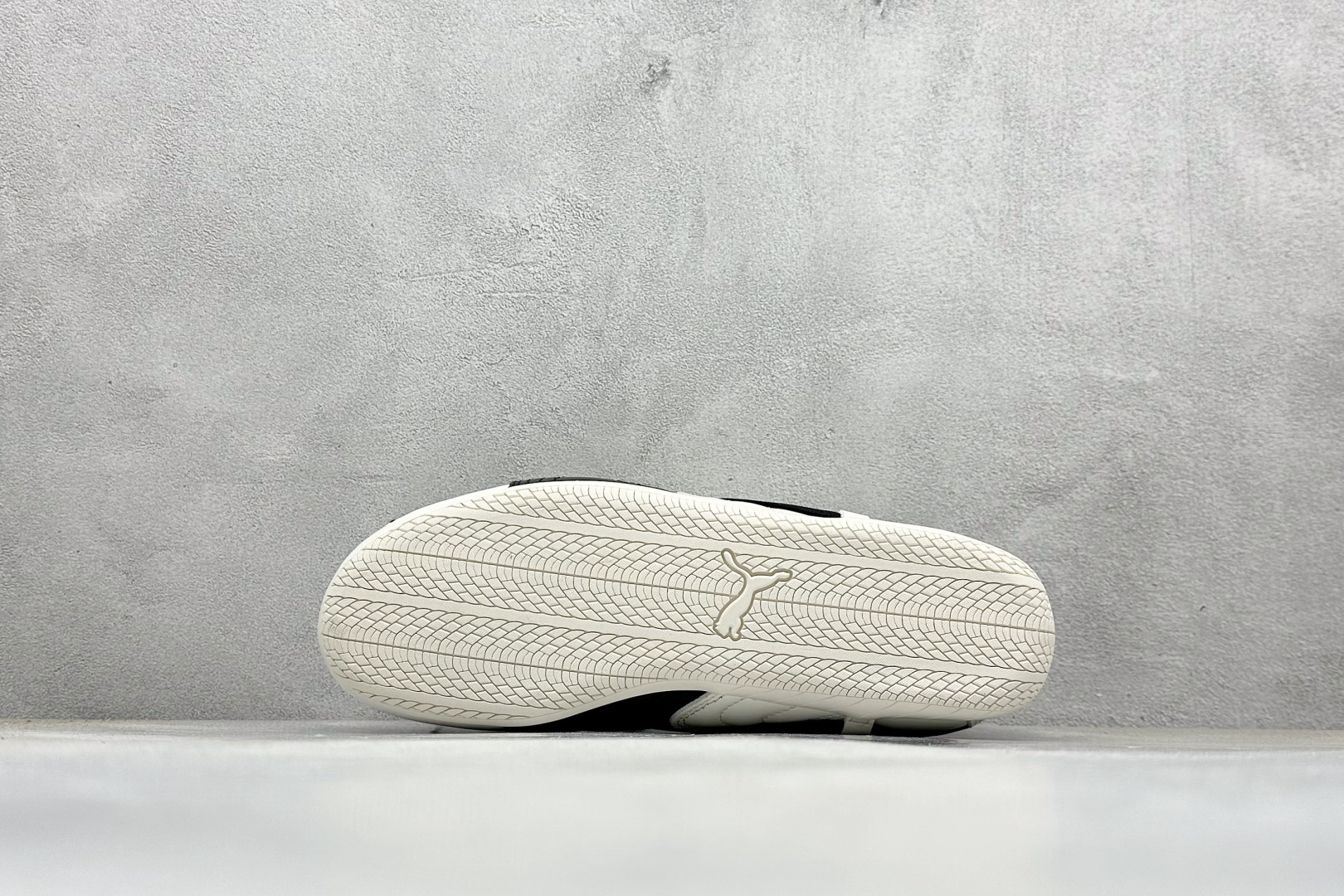 220 CS版Rose x Puma 彪马 Speedcat 联名款低帮休闲鞋 404390-01