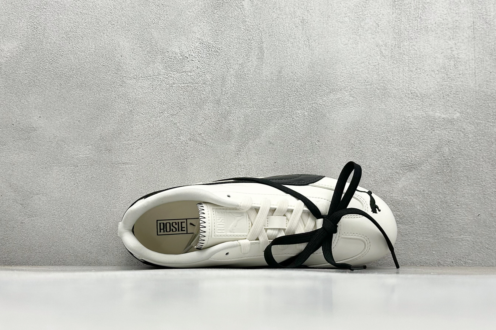 220 CS版Rose x Puma 彪马 Speedcat 联名款低帮休闲鞋 404390-01