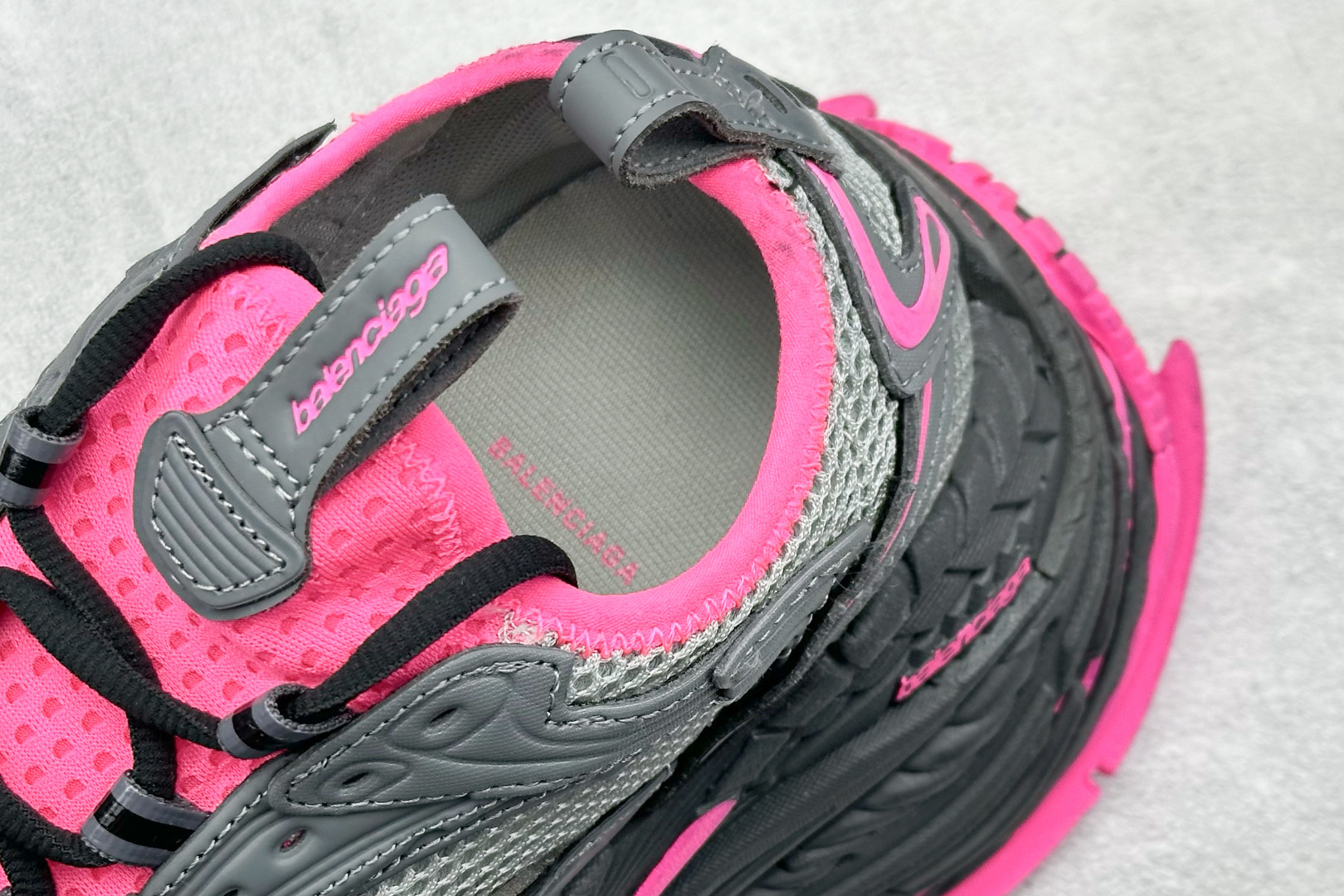 400 OK版Balenciaga巴黎世家 6XL Platfo 厚底系带 老爹鞋 821137 WPLTF 0101