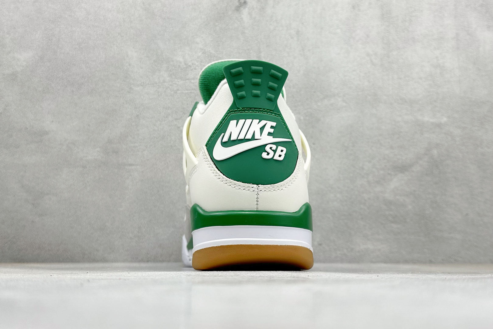 280 新F版Air Jordan AJ4 Retro 白绿 中帮篮球鞋 DR5415-103