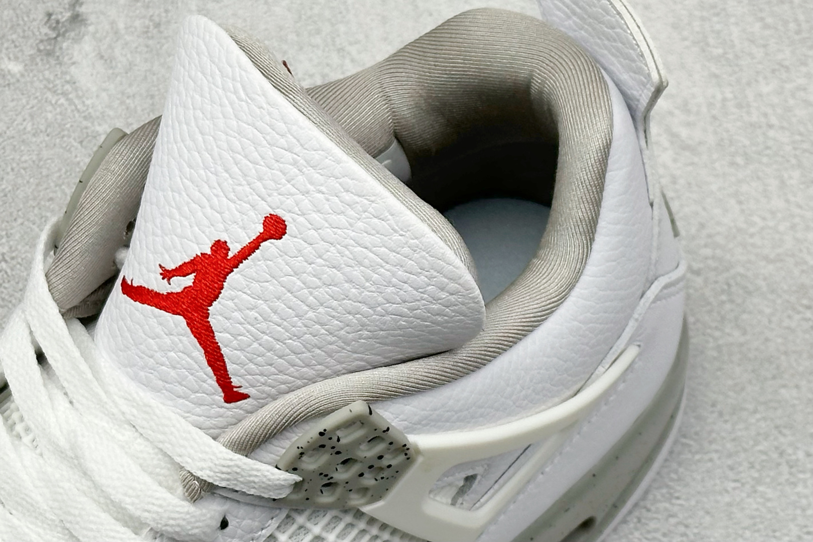 280 新F版Air Jordan AJ4 Retro 奥利奥 中帮篮球鞋 CT8527-100-Chinese UA Cheap High Quatity Brand Clothes Bags handbags Sneakers wholesale wholesaler seller from China Factory suppliers Fashion Clothing Shoes best Quality Beautiful Price 280 新F版Air Jordan AJ4 Retro 奥利奥 中帮篮球鞋 CT8527-100