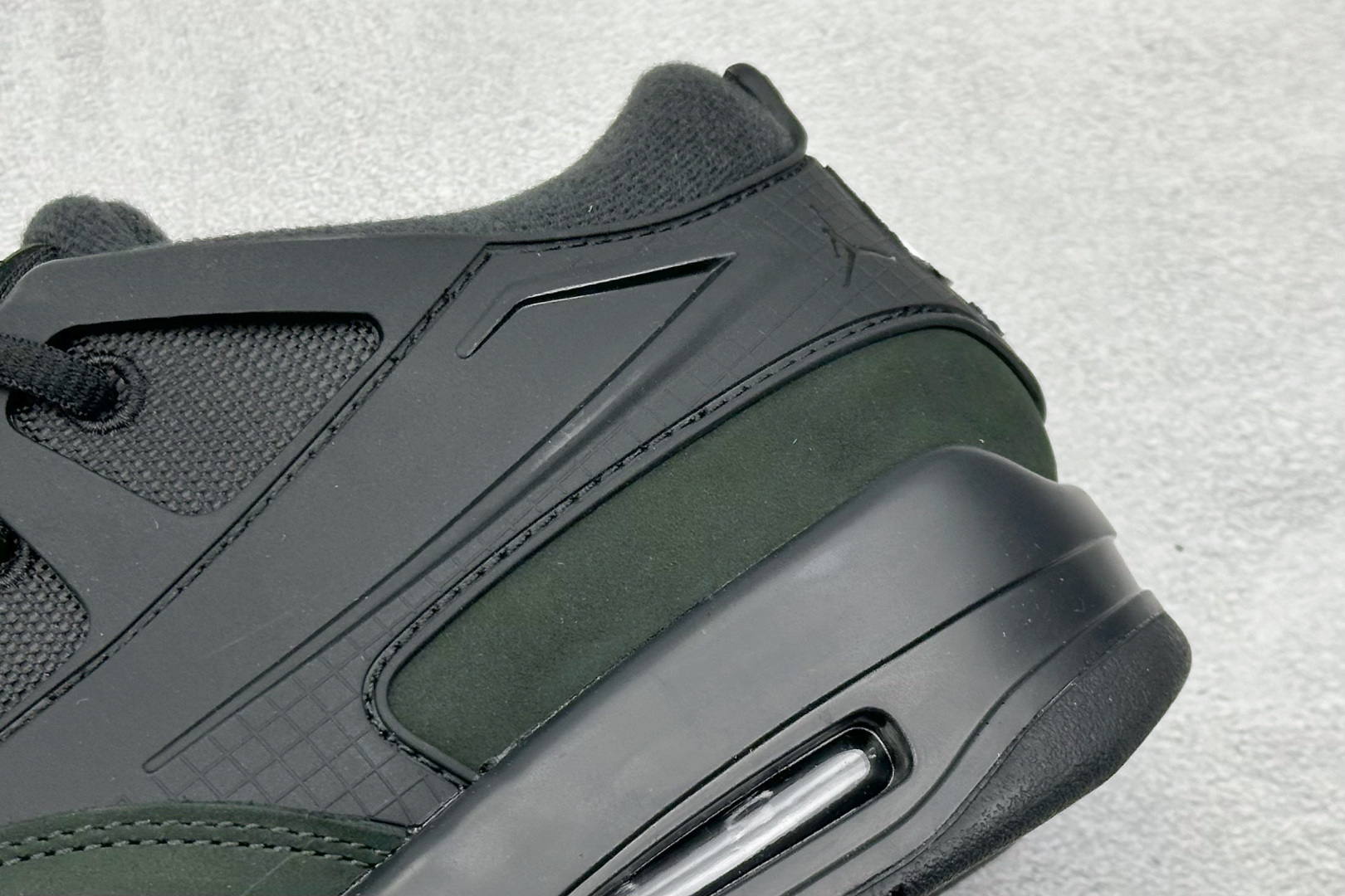 260 新F版Air Jordan AJ4 黑猫 低帮复古篮球鞋 FQ7939-004-Chinese UA Cheap High Quatity Brand Clothes Bags handbags Sneakers wholesale wholesaler seller from China Factory suppliers Fashion Clothing Shoes best Quality Beautiful Price 260 新F版Air Jordan AJ4 黑猫 低帮复古篮球鞋 FQ7939-004