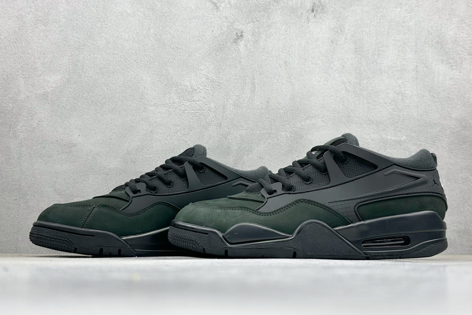 260 新F版Air Jordan AJ4 黑猫 低帮复古篮球鞋 FQ7939-004-Chinese UA Cheap High Quatity Brand Clothes Bags handbags Sneakers wholesale wholesaler seller from China Factory suppliers Fashion Clothing Shoes best Quality Beautiful Price 260 新F版Air Jordan AJ4 黑猫 低帮复古篮球鞋 FQ7939-004