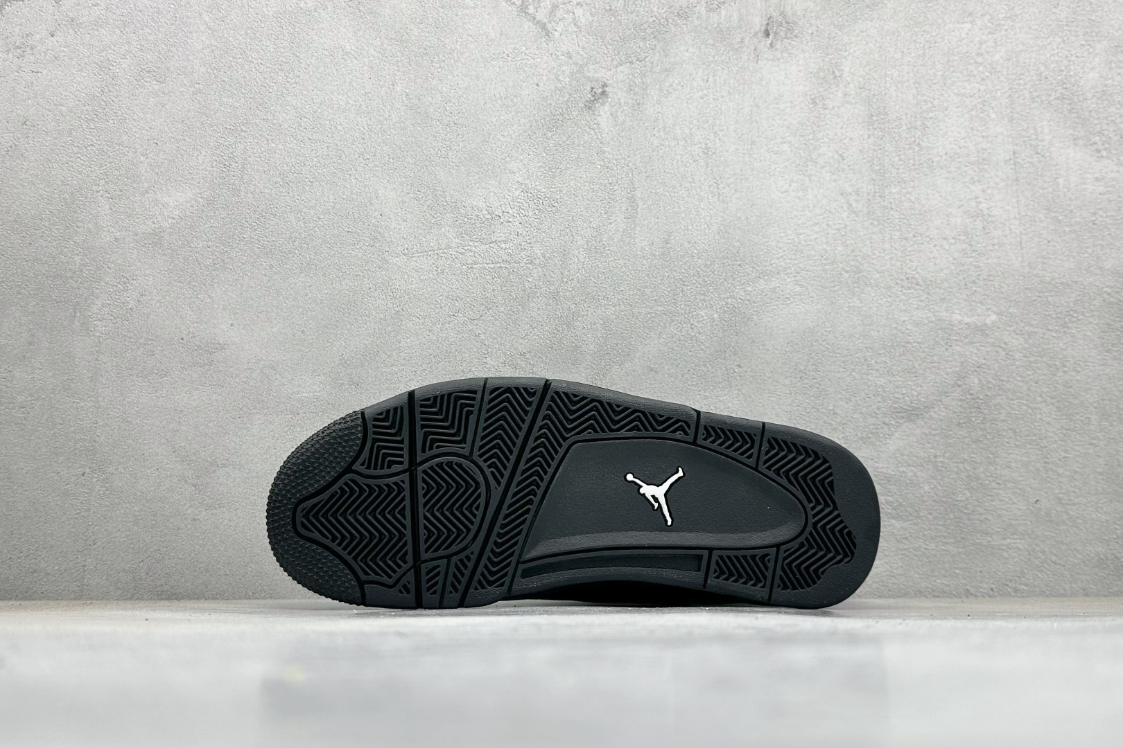 260 新F版Air Jordan AJ4 黑猫 低帮复古篮球鞋 FQ7939-004-Chinese UA Cheap High Quatity Brand Clothes Bags handbags Sneakers wholesale wholesaler seller from China Factory suppliers Fashion Clothing Shoes best Quality Beautiful Price 260 新F版Air Jordan AJ4 黑猫 低帮复古篮球鞋 FQ7939-004