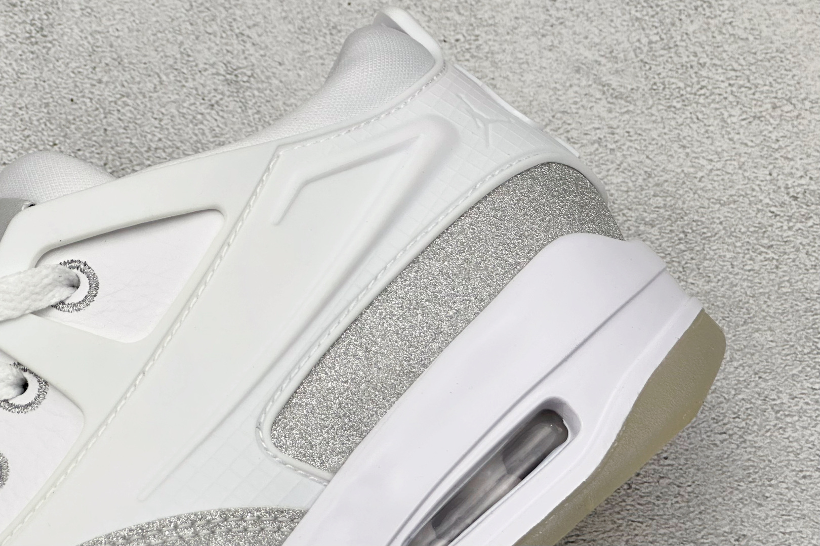 260 新F版Air Jordan AJ4 白银 低帮复古篮球鞋 HQ3441-111