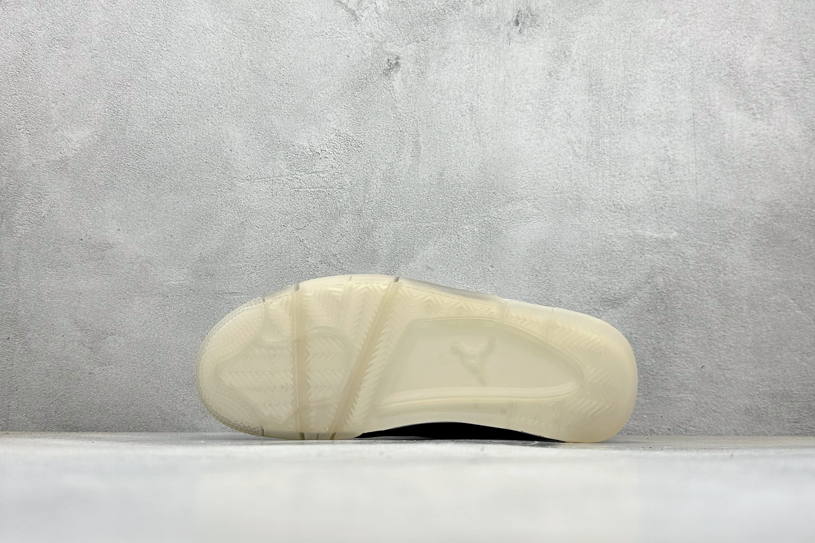 260 新F版Air Jordan AJ4 白银 低帮复古篮球鞋 HQ3441-111