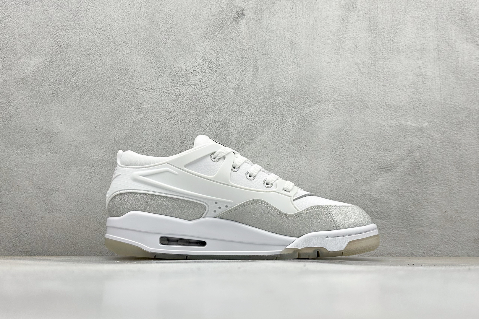 260 新F版Air Jordan AJ4 白银 低帮复古篮球鞋 HQ3441-111