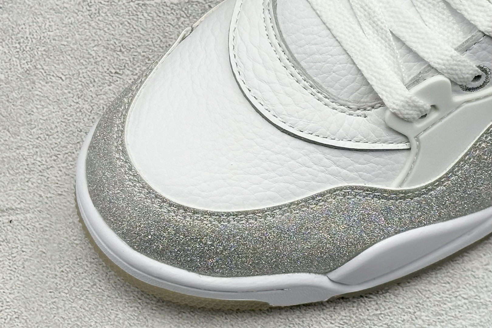 260 新F版Air Jordan AJ4 白银 低帮复古篮球鞋 HQ3441-111