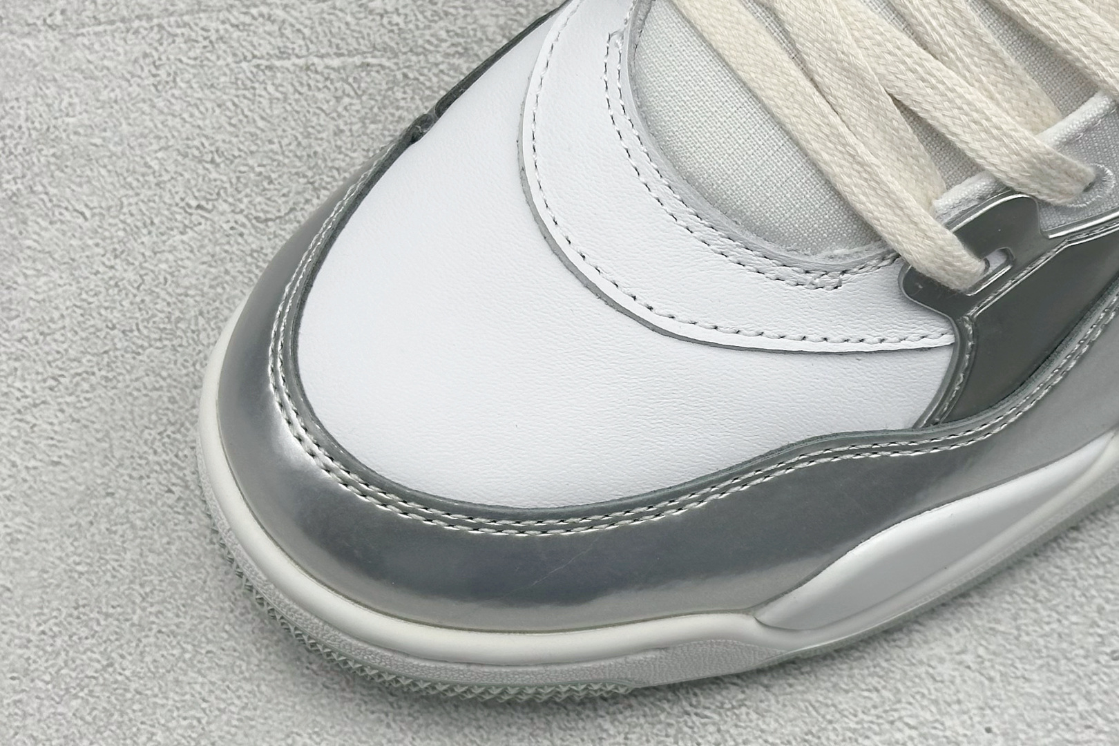 260 新F版Air Jordan AJ4 白银 低帮复古篮球鞋 HV5972-101