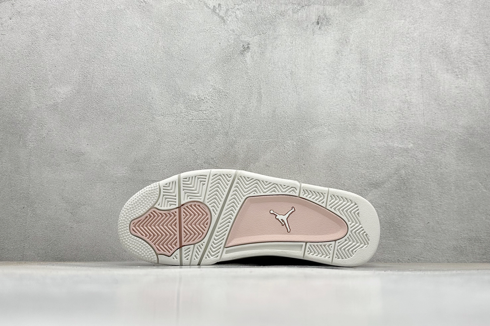 260 新F版Air Jordan AJ4 樱花粉 低帮复古篮球鞋 FQ7940-600