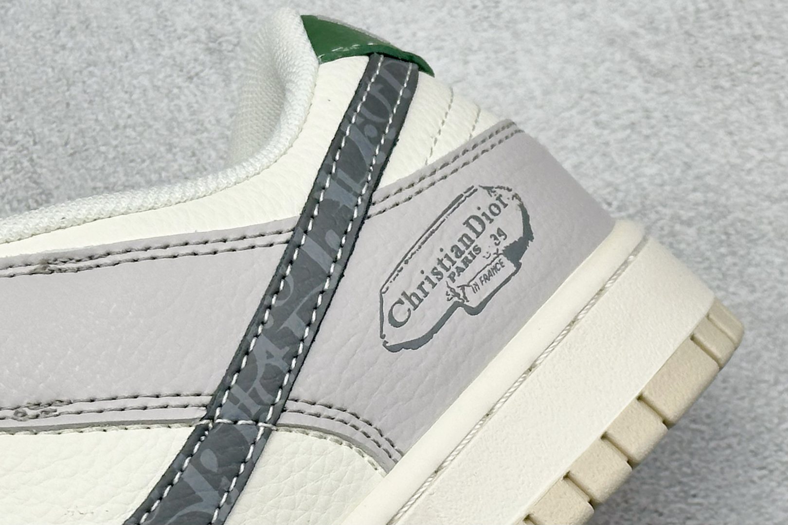 280 XC版Nike SB Dunk Low x DIOR 灰白小勾 ZH2598-276