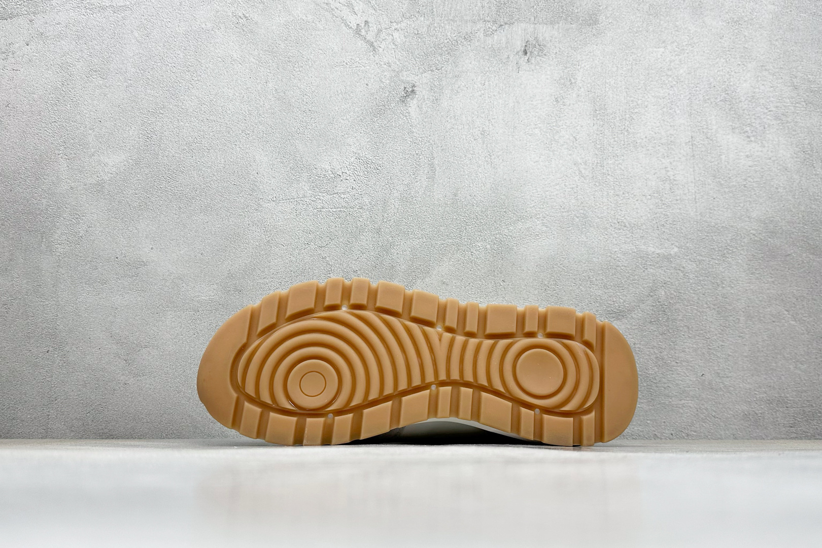 Valentino华伦天奴男鞋 舒适系带跑鞋低帮生活运动休闲鞋-High Quatity Cheap Brand wholesale wholesaler seller Clothes Bags handbags Sneakers Top Fashion Clothing Shoes from China Factory Chinese suppliers best Quality Beautiful Price Valentino华伦天奴男鞋 舒适系带跑鞋低帮生活运动休闲鞋