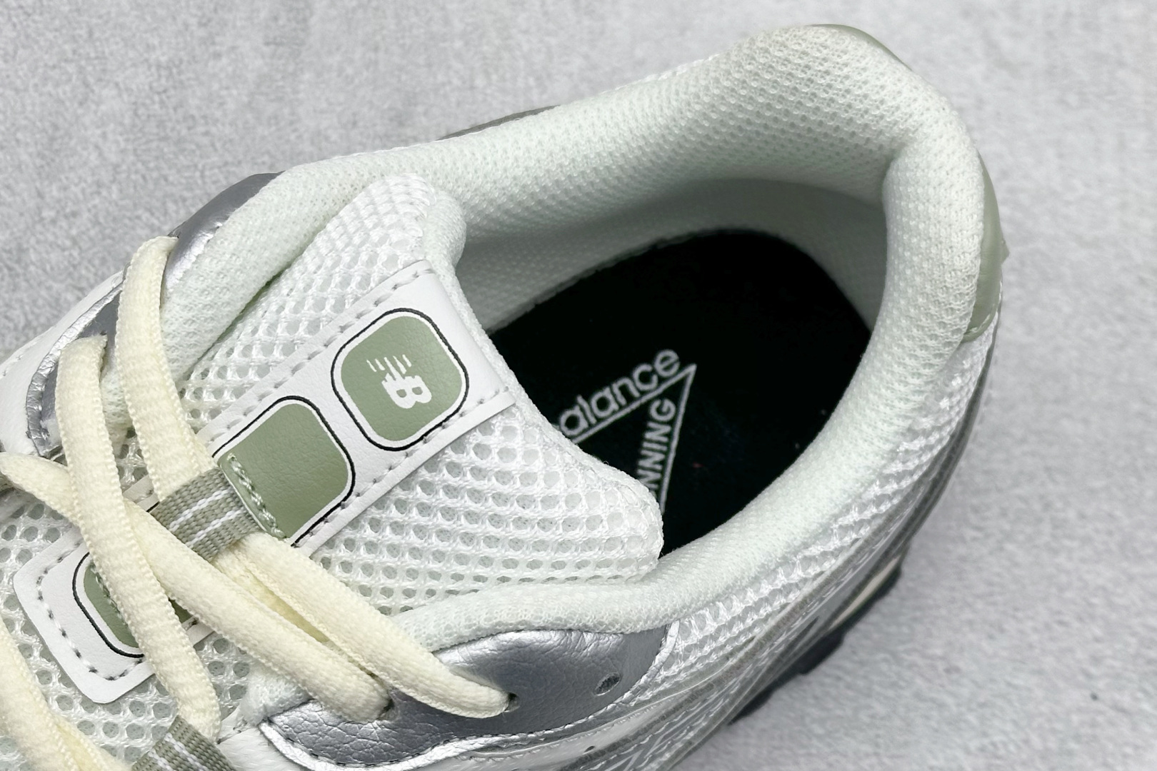 200 New Balance NB204L 舒适百搭耐磨轻便低帮 生活休闲鞋 U204LSWB