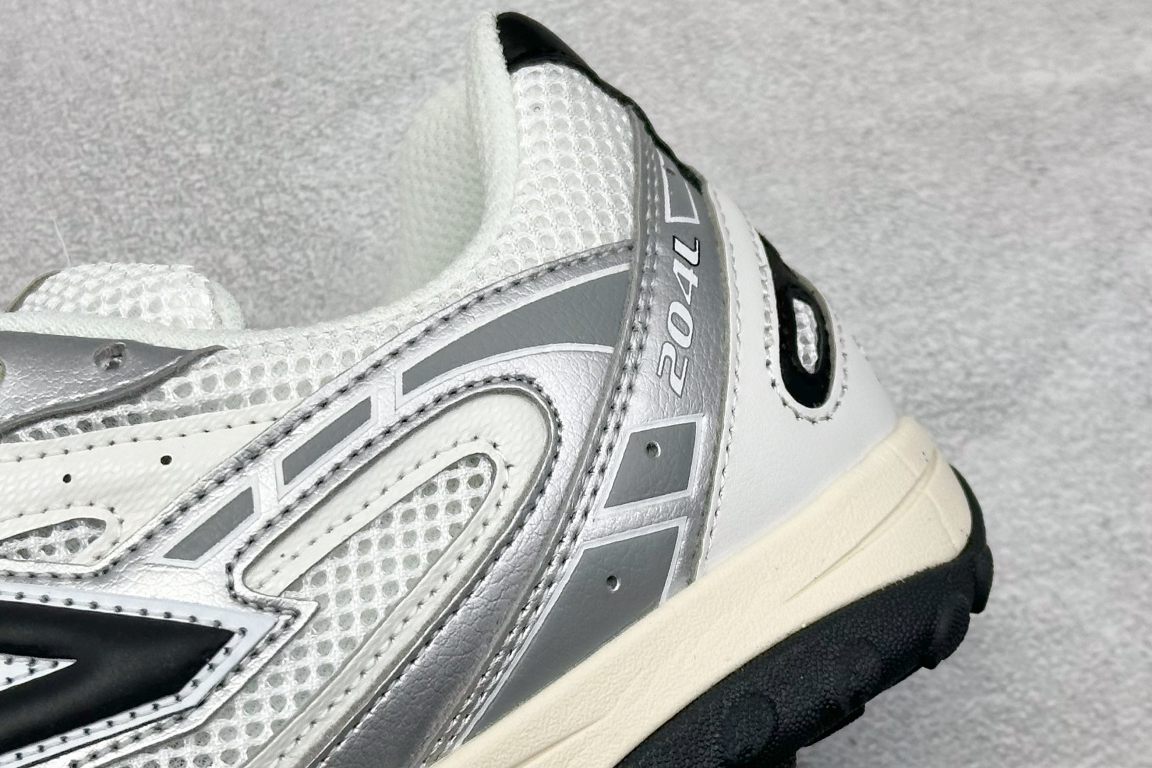 200 New Balance NB204L 舒适百搭耐磨轻便低帮 生活休闲鞋 U204LSWD