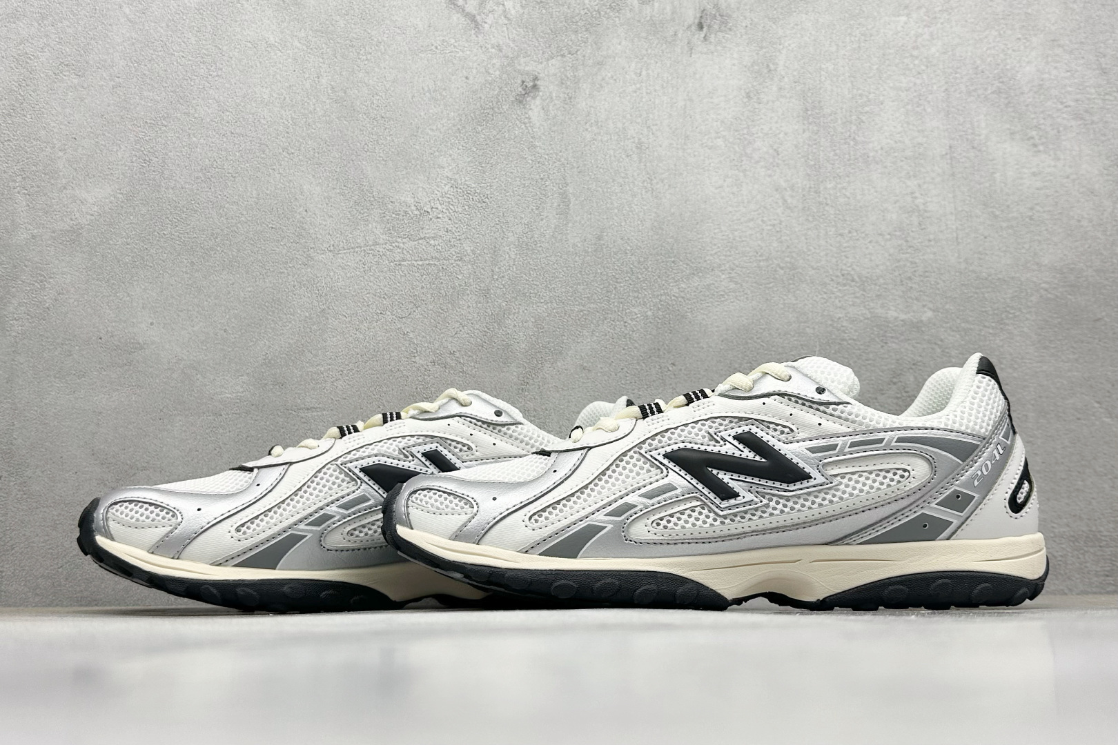 200 New Balance NB204L 舒适百搭耐磨轻便低帮 生活休闲鞋 U204LSWD