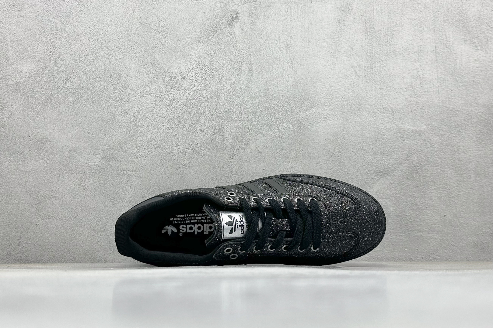 Adidas Originals Samba 阿迪达斯三叶草 桑巴舞系列绅士德训足球风百搭低帮休闲运动板鞋 KI6265