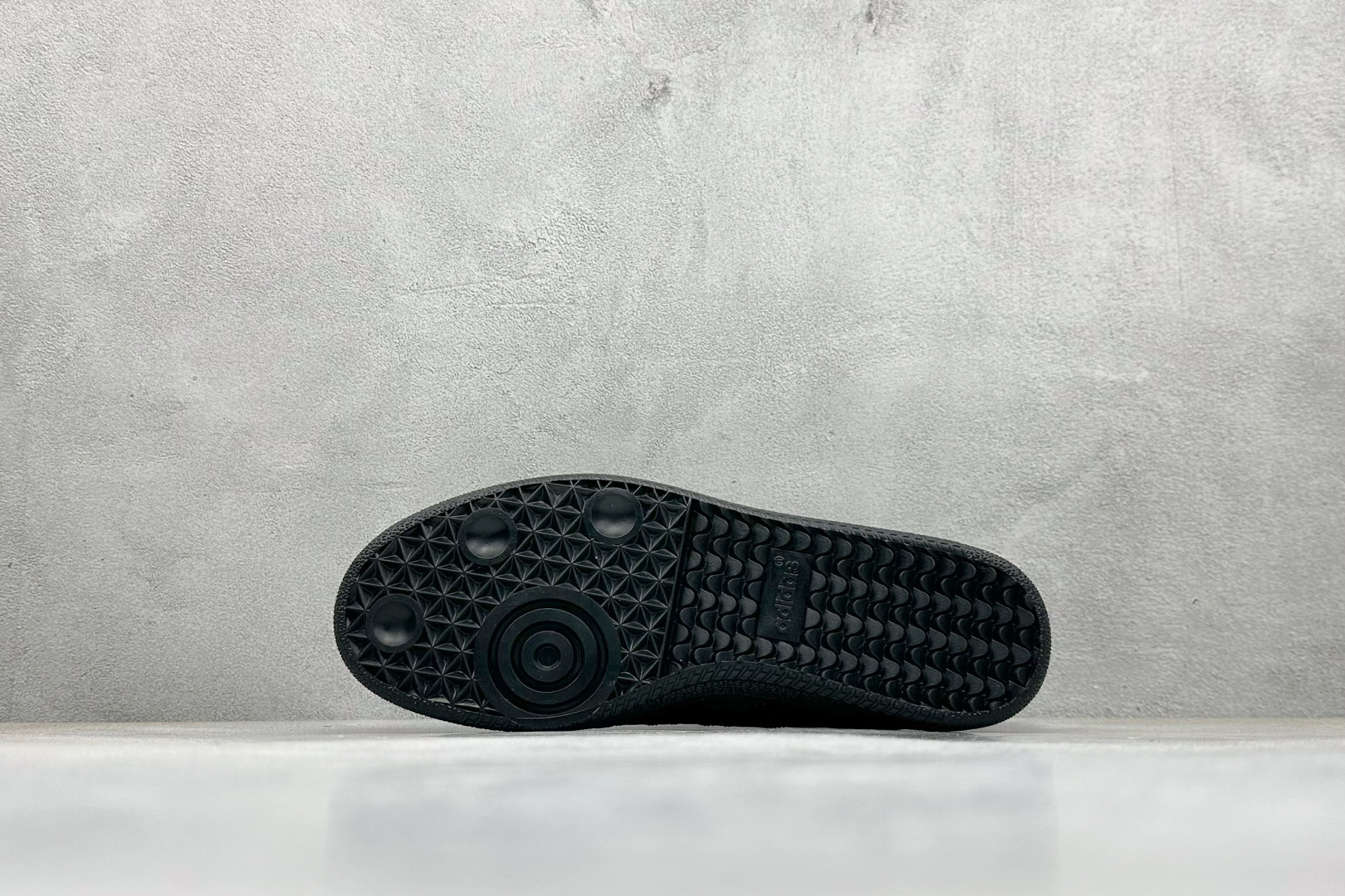 Adidas Originals Samba 阿迪达斯三叶草 桑巴舞系列绅士德训足球风百搭低帮休闲运动板鞋 KI6265