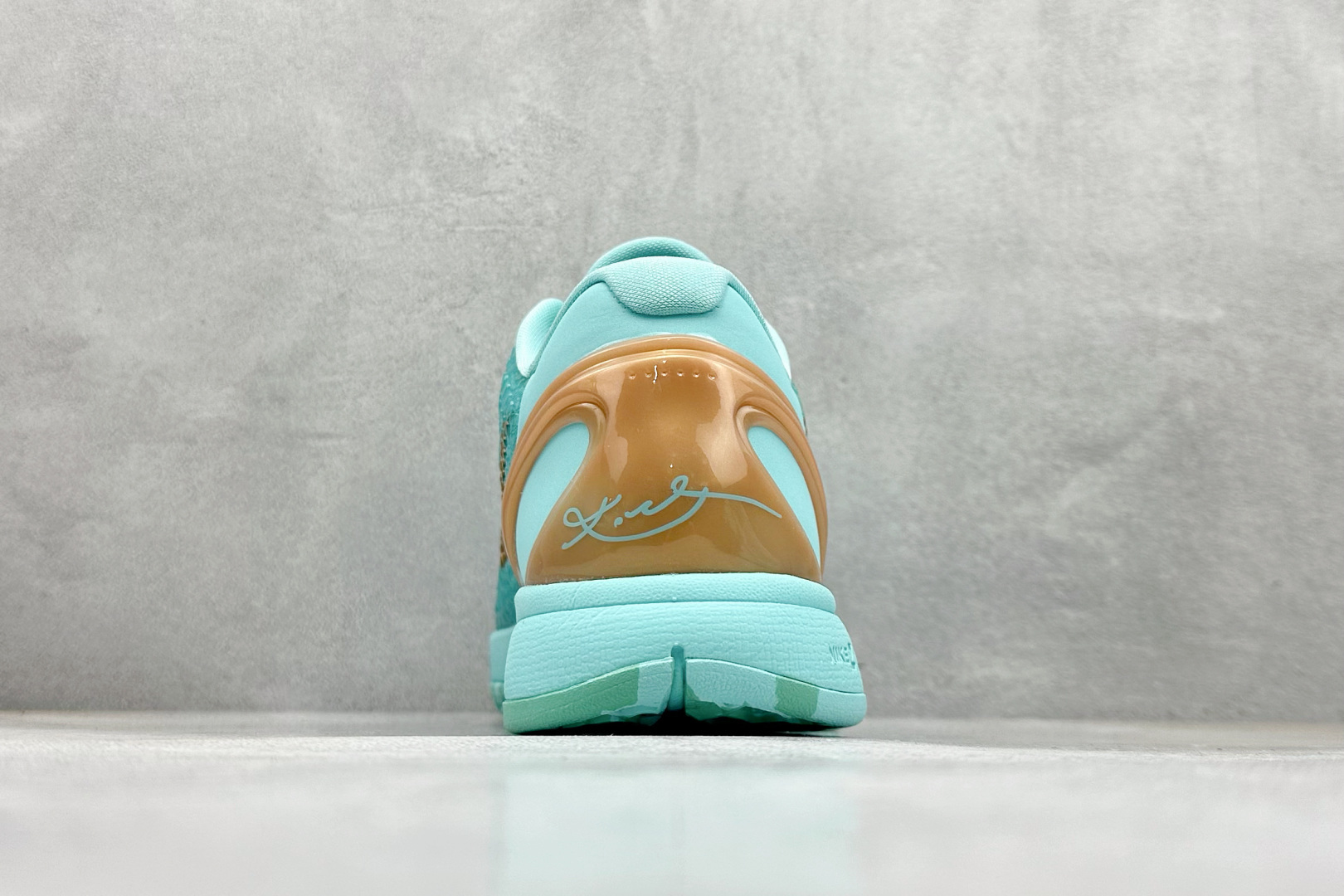 CK版NK Zoom Kobe 6 科比六代 前后气垫加持 IQ5774-300-High Quatity Cheap Brand wholesale wholesaler seller Clothes Bags handbags Sneakers Top Fashion Clothing Shoes from China Factory Chinese suppliers best Quality Beautiful Price CK版NK Zoom Kobe 6 科比六代 前后气垫加持 IQ5774-300