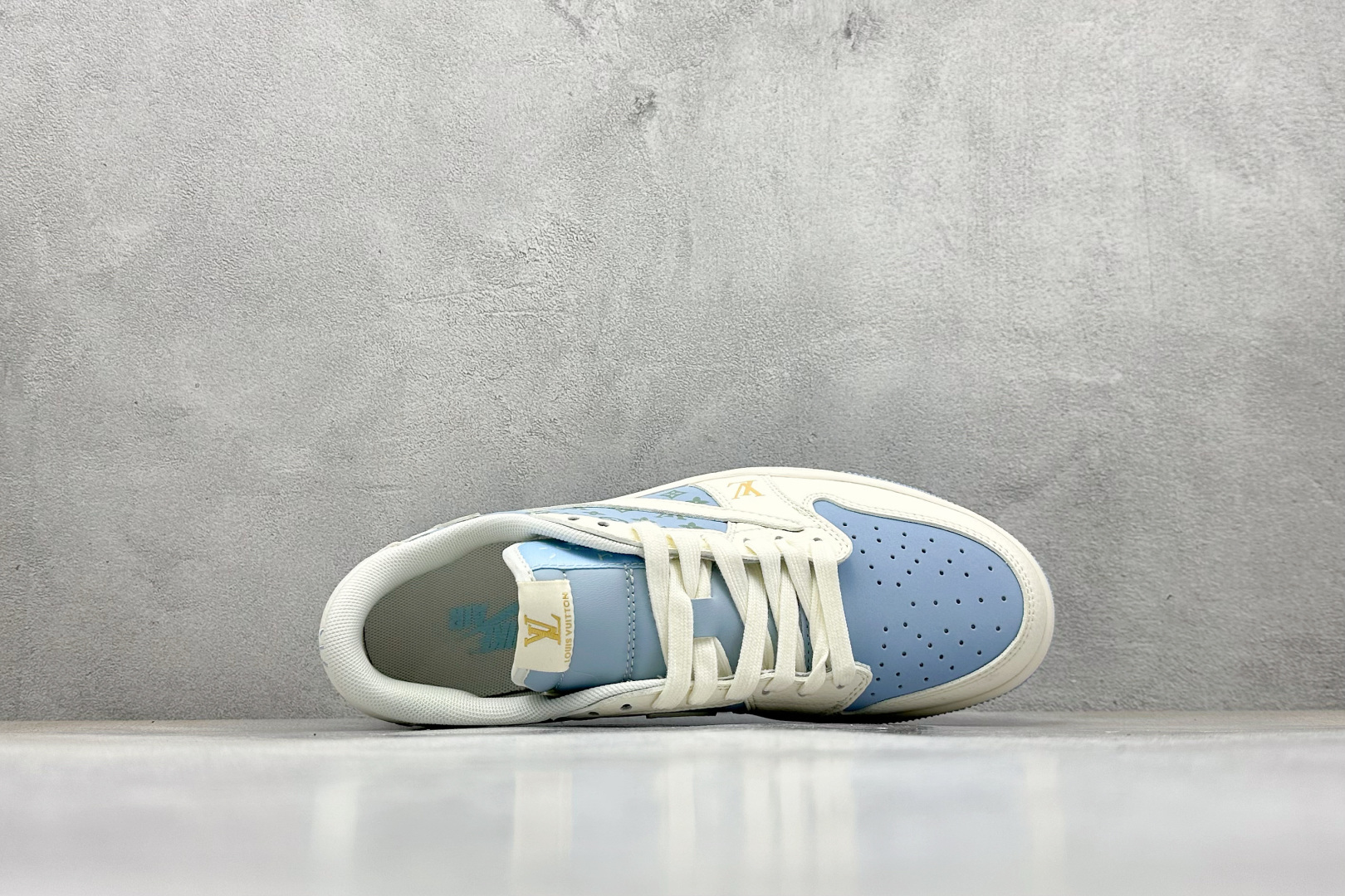 280 XC版Travis Scott x Fragment Design x Air Jordan 1 Low SP AJ1 乔1 LV联名 浅米蓝 低帮文化休闲板鞋 ZH2598-163