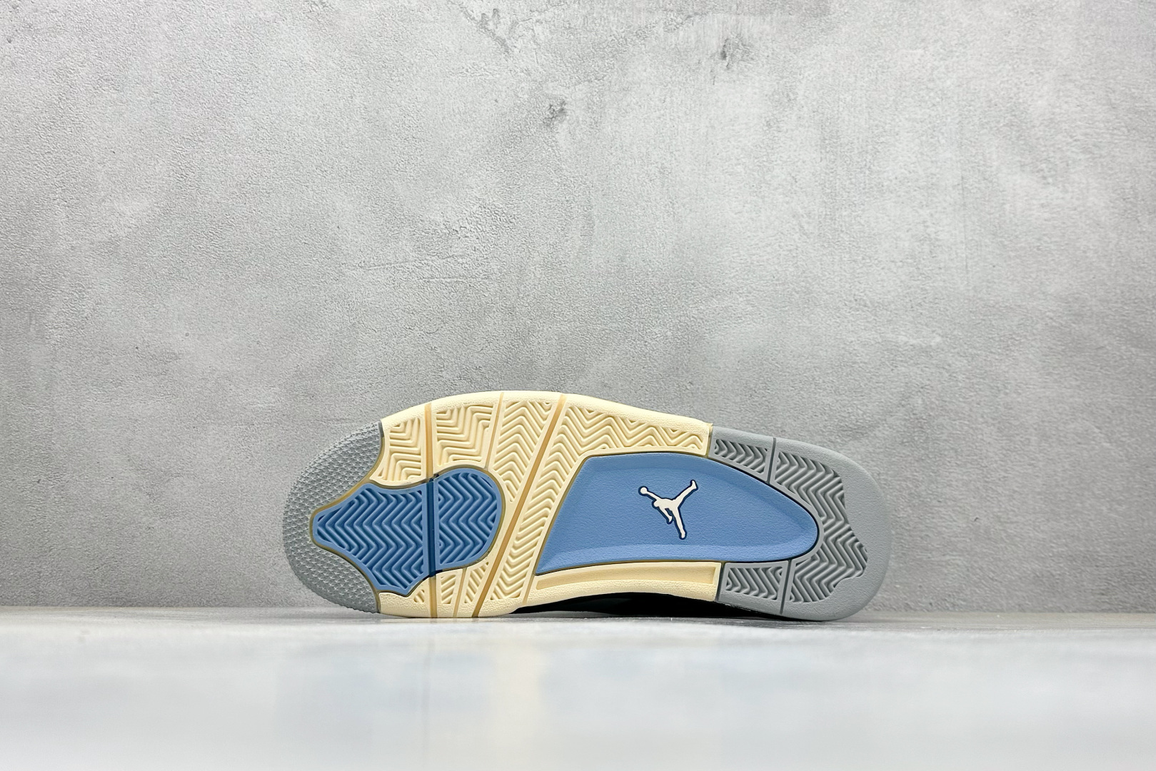 260 新F版Air Jordan AJ4 水泥灰 低帮复古篮球鞋 FQ7939-002-Chinese UA Cheap High Quatity Brand Clothes Bags handbags Sneakers wholesale wholesaler seller from China Factory suppliers Fashion Clothing Shoes best Quality Beautiful Price 260 新F版Air Jordan AJ4 水泥灰 低帮复古篮球鞋 FQ7939-002