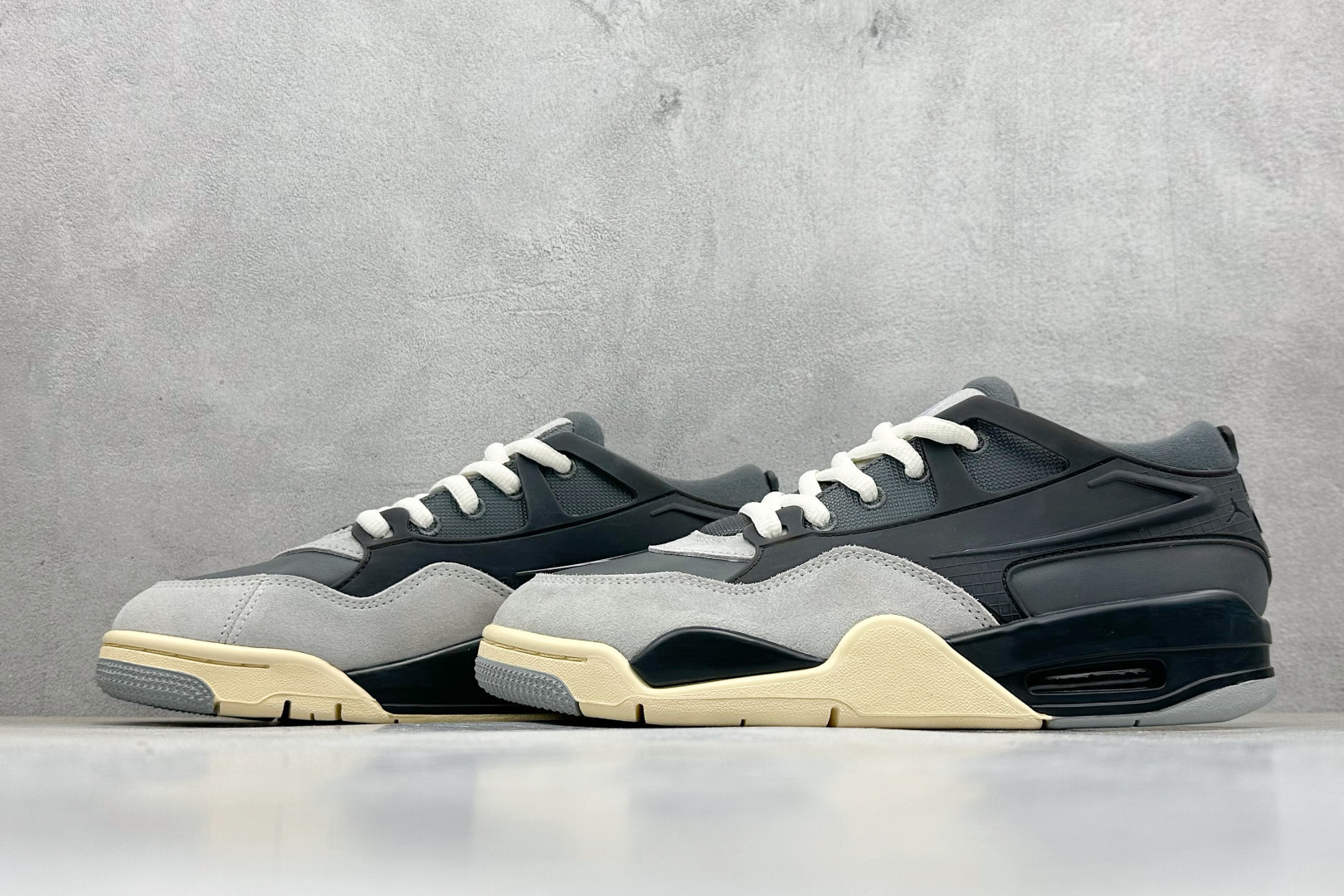 260 新F版Air Jordan AJ4 水泥灰 低帮复古篮球鞋 FQ7939-002-Chinese UA Cheap High Quatity Brand Clothes Bags handbags Sneakers wholesale wholesaler seller from China Factory suppliers Fashion Clothing Shoes best Quality Beautiful Price 260 新F版Air Jordan AJ4 水泥灰 低帮复古篮球鞋 FQ7939-002