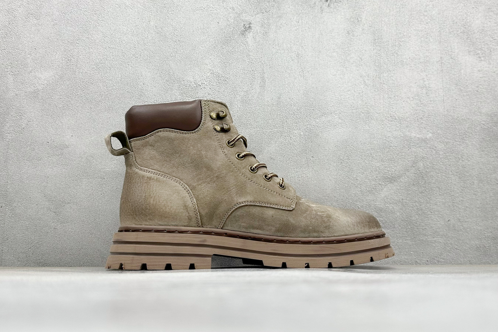 280 CAT卡特 硬汉推土机品牌经典百搭户外休闲大黄靴系列 P726537