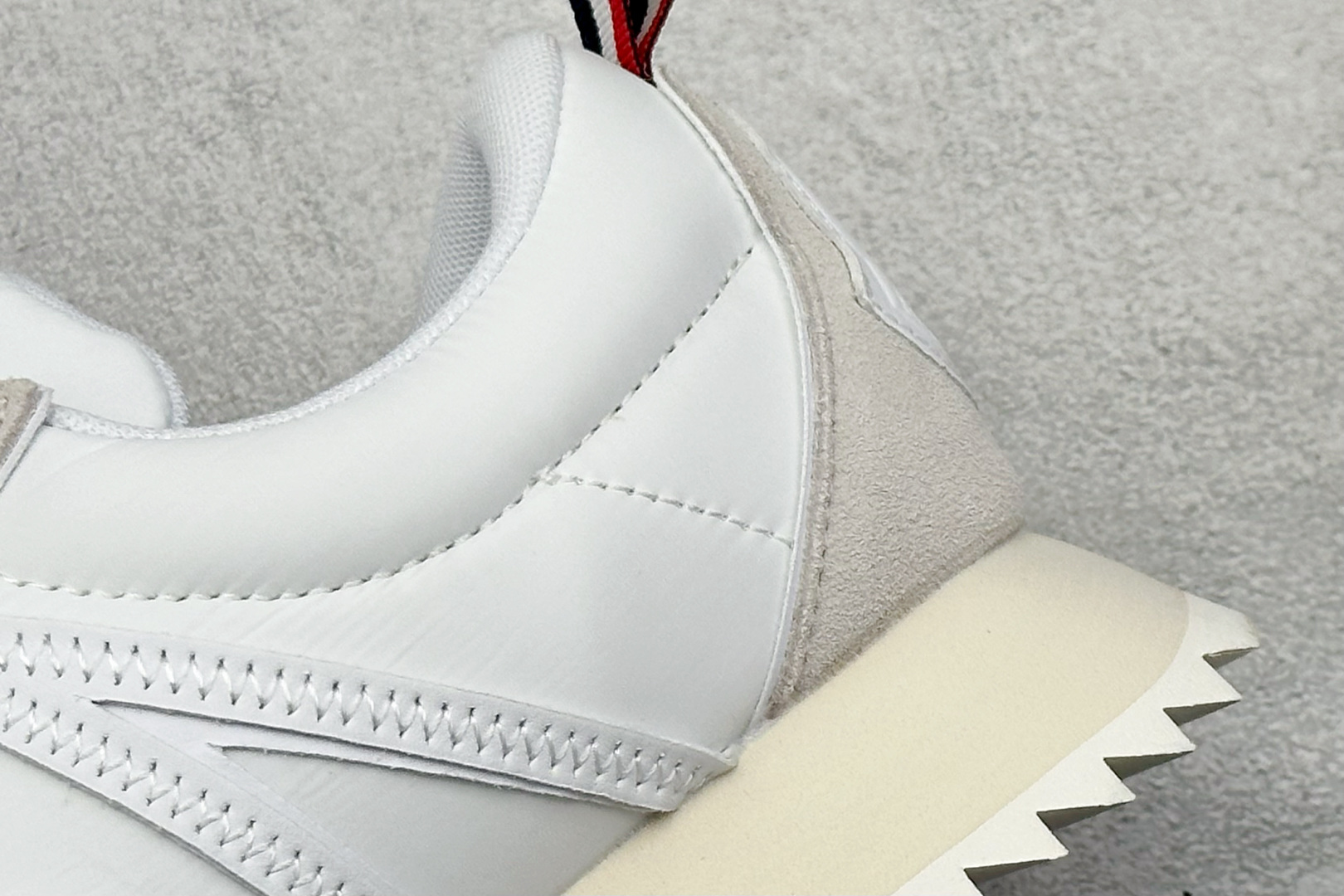 190 Moncler盟可睐 Pacey 麂皮 圆头系带 低帮 生活休闲鞋