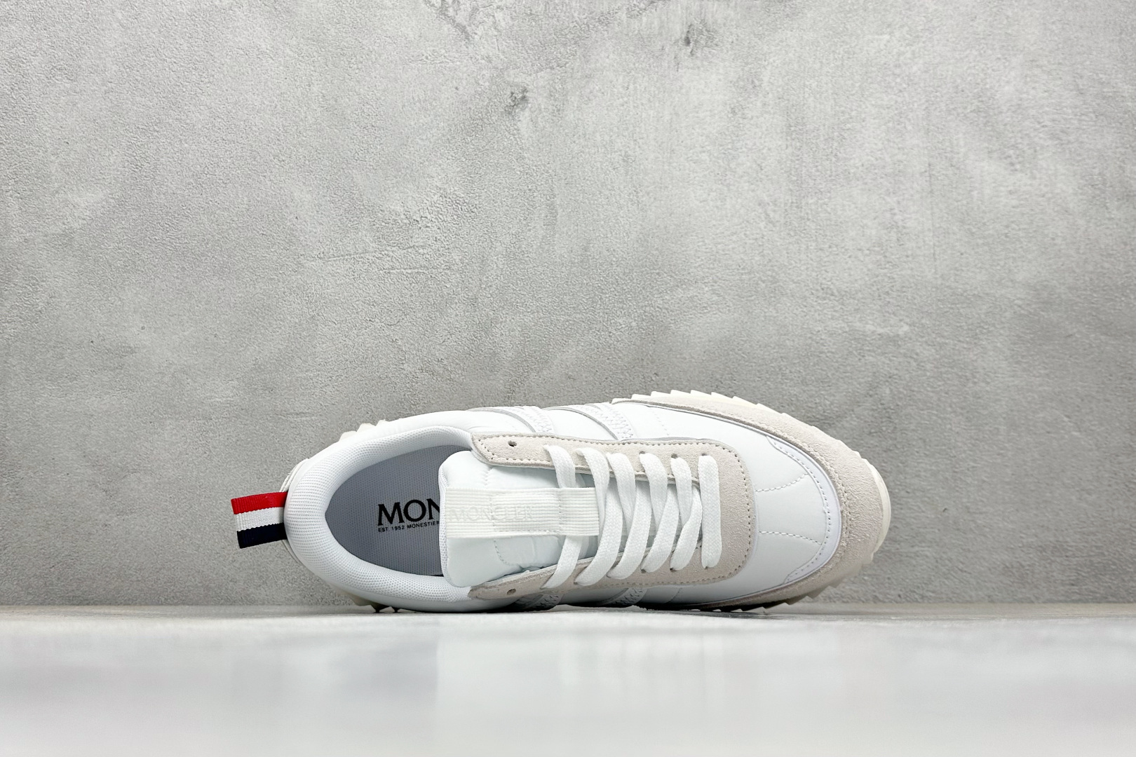 190 Moncler盟可睐 Pacey 麂皮 圆头系带 低帮 生活休闲鞋