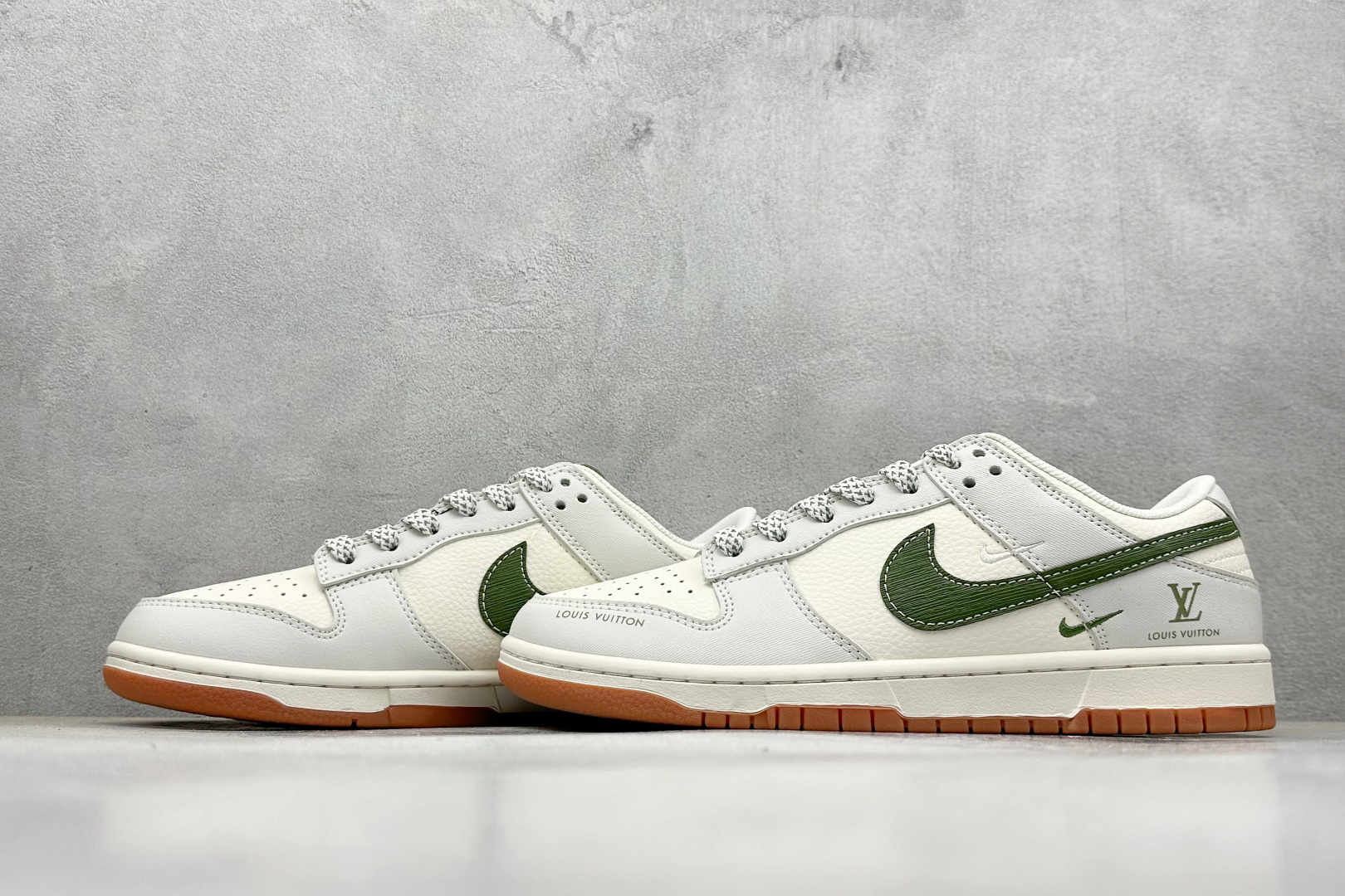 280 Nike SB Dunk Low LV联名 抹茶绿生胶 周年高端定制 低帮休闲板鞋 JP1628-032