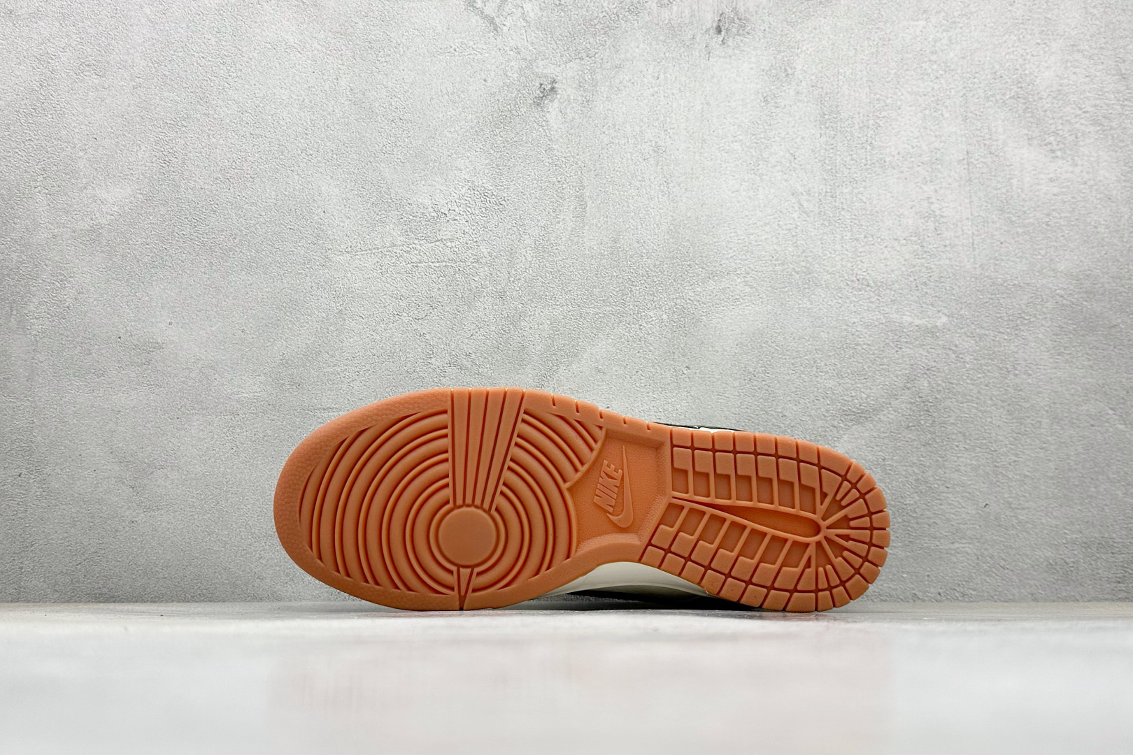 280 Nike SB Dunk Low LV联名 抹茶绿生胶 周年高端定制 低帮休闲板鞋 JP1628-032