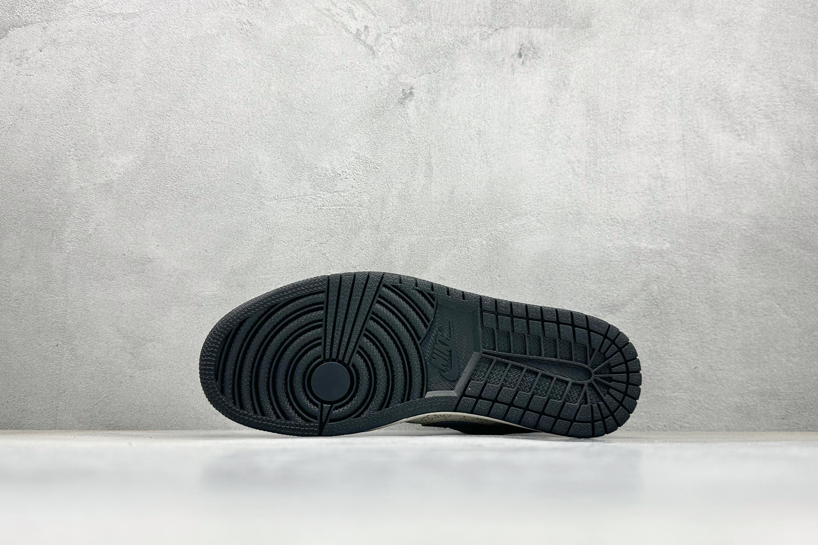 280 Air Jordan 1 Low AJ1 乔1 “GUCCI联名---米黑蓝印花”高端定制 低帮复古篮球鞋 LD8888-005-Chinese UA Cheap High Quatity Brand Clothes Bags handbags Sneakers wholesale wholesaler seller from China Factory suppliers Fashion Clothing Shoes best Quality Beautiful Price 280 Air Jordan 1 Low AJ1 乔1 “GUCCI联名---米黑蓝印花”高端定制 低帮复古篮球鞋 LD8888-005