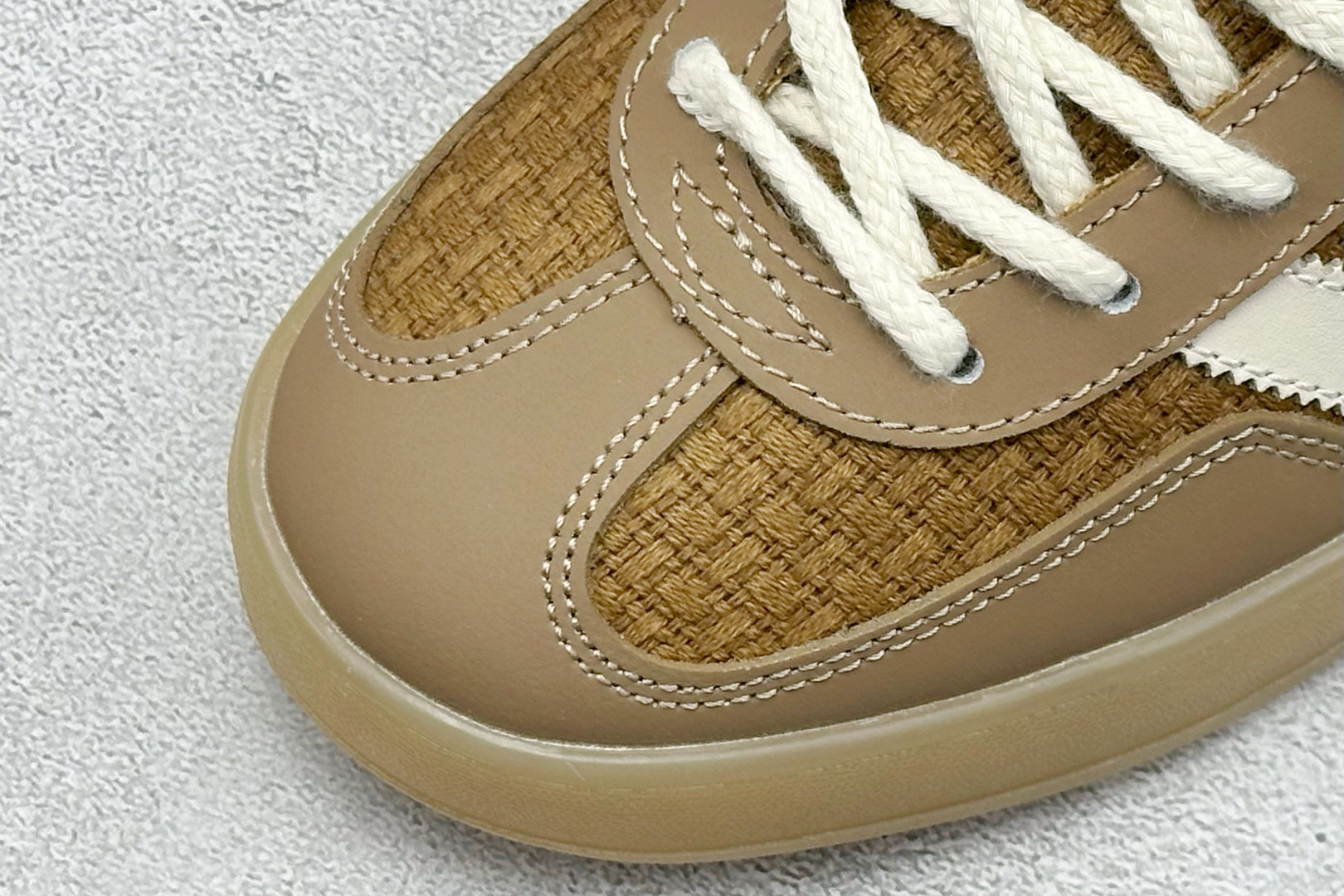 180 Adidas originals GAZELLE INDOOR 棕色 JR8851-Chinese UA Cheap High Quatity Brand Clothes Bags handbags Sneakers wholesale wholesaler seller from China Factory suppliers Fashion Clothing Shoes best Quality Beautiful Price 180 Adidas originals GAZELLE INDOOR 棕色 JR8851