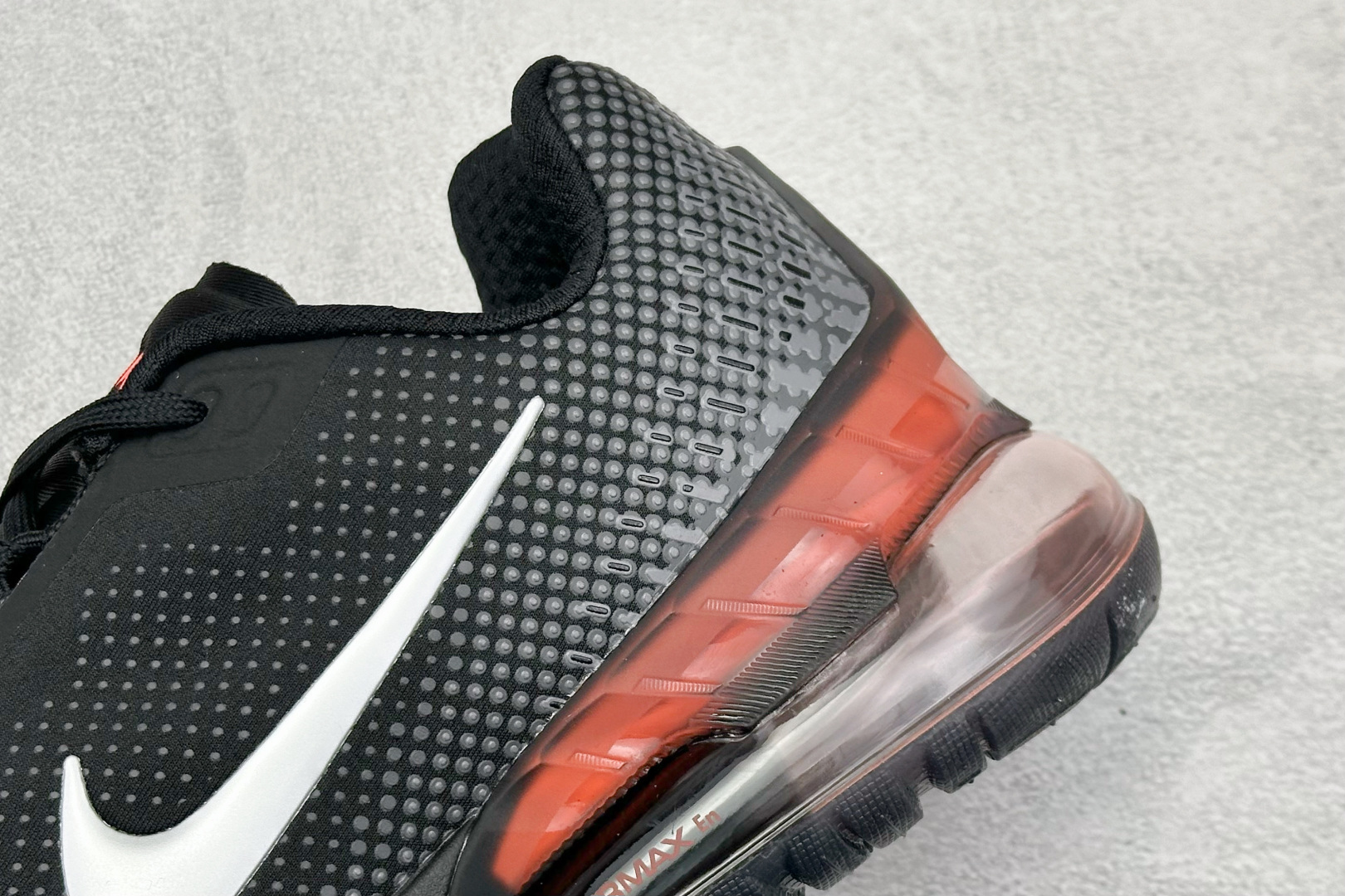 180 Nike Air Phoenix 复古子弹气垫运动跑步鞋 FZ5307-003