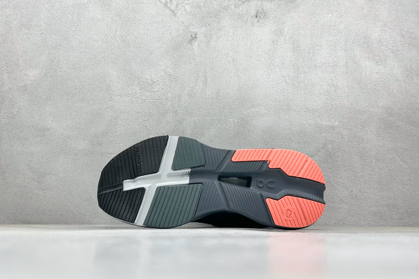 180 XD版 On Cloudzone X 昂跑舒适百搭防滑耐磨 低帮休闲跑步鞋 昂跑运动品牌 3ME3041-Chinese UA Cheap High Quatity Brand Clothes Bags handbags Sneakers wholesale wholesaler seller from China Factory suppliers Fashion Clothing Shoes best Quality Beautiful Price 180 XD版 On Cloudzone X 昂跑舒适百搭防滑耐磨 低帮休闲跑步鞋 昂跑运动品牌 3ME3041