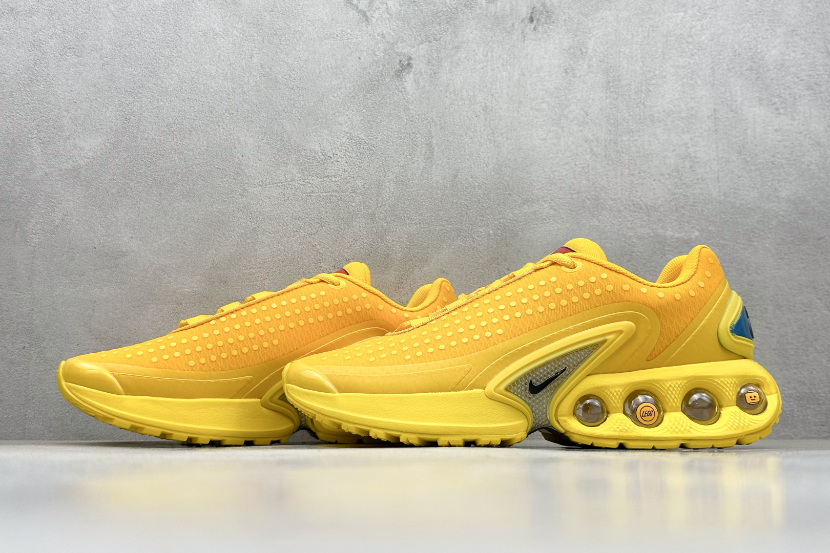 220 YH版 Nike Air Dn 网布 舒适时尚 减震耐磨 低帮 生活休闲鞋 IH7671-700-Chinese UA Cheap High Quatity Brand Clothes Bags handbags Sneakers wholesale wholesaler seller from China Factory suppliers Fashion Clothing Shoes best Quality Beautiful Price 220 YH版 Nike Air Dn 网布 舒适时尚 减震耐磨 低帮 生活休闲鞋 IH7671-700