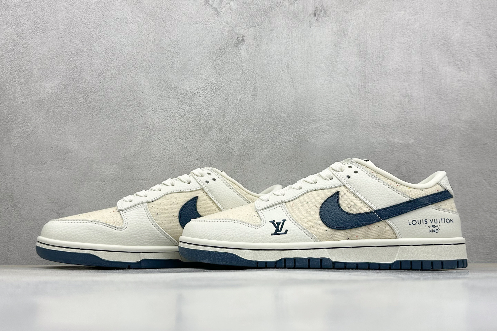 280 SC版Nike SB Dunk Low LV联名 米白藏蓝织布 高端定制 低帮休闲板鞋 SC0601-478