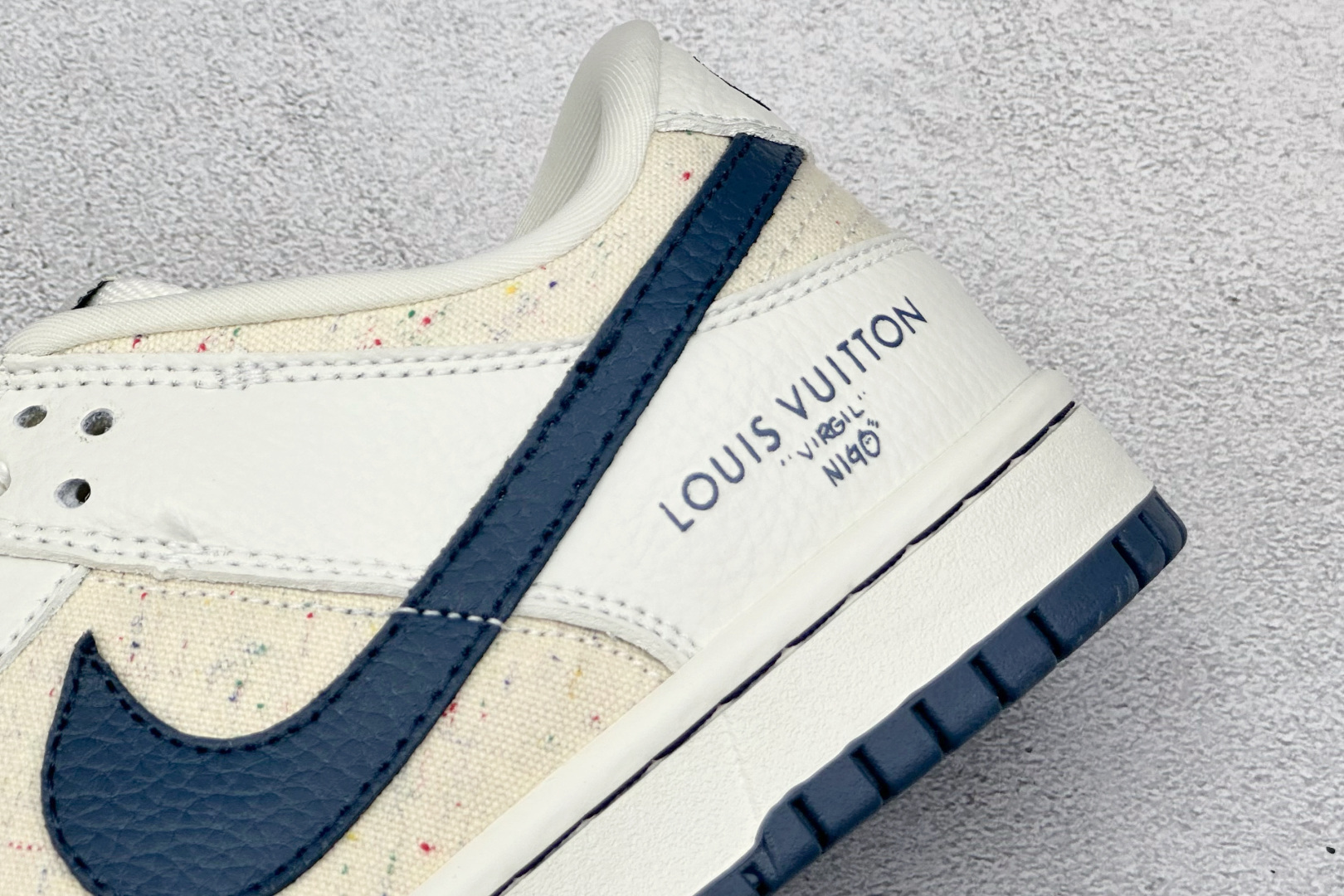 280 SC版Nike SB Dunk Low LV联名 米白藏蓝织布 高端定制 低帮休闲板鞋 SC0601-478