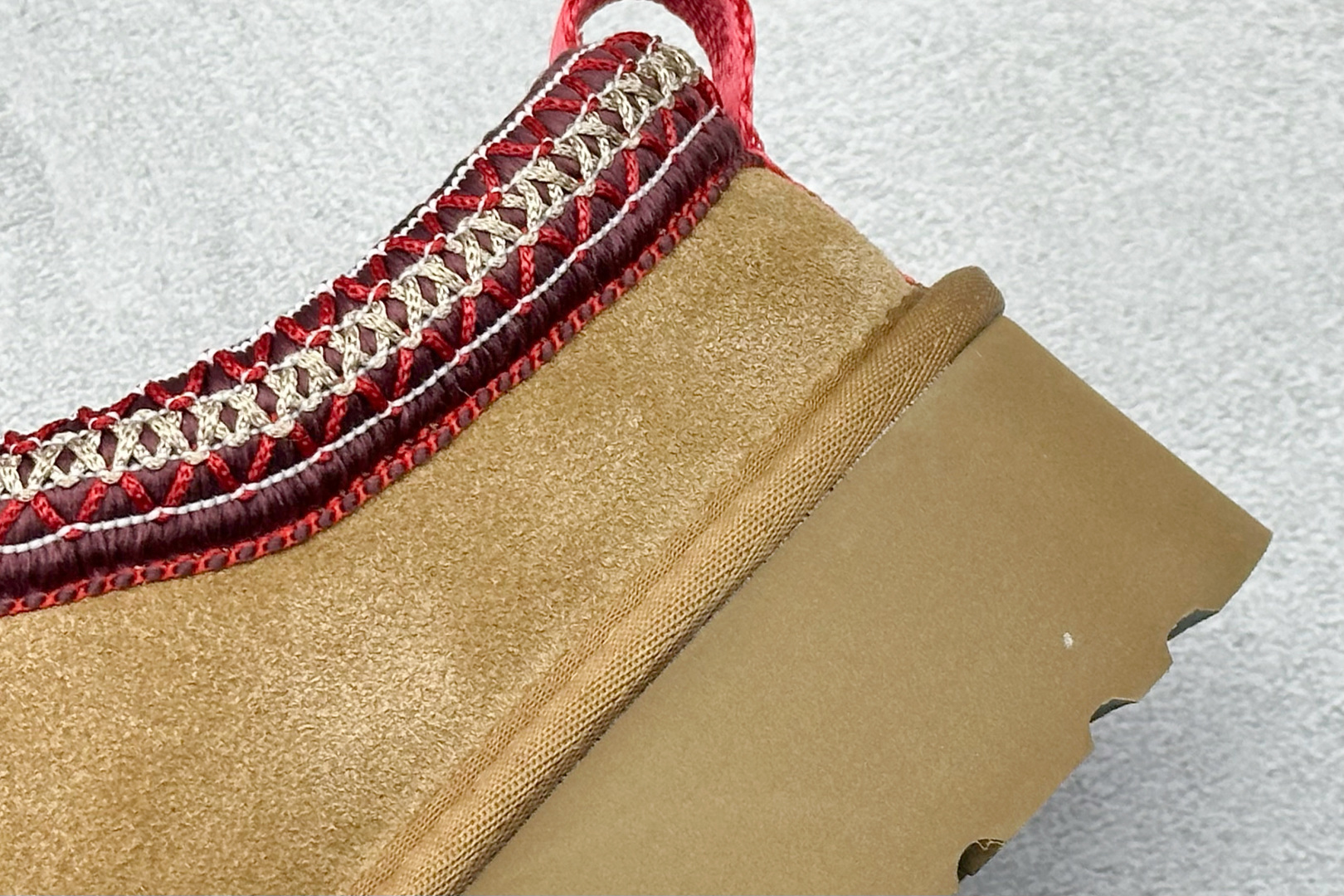 UGG 塔茨系列加厚款 穆勒风包头5CM半拖鞋 民族风秋冬雪地靴 羊皮毛一体高品质 1122553-High Quatity Cheap Brand wholesale wholesaler seller Clothes Bags handbags Sneakers Top Fashion Clothing Shoes from China Factory Chinese suppliers best Quality Beautiful Price UGG 塔茨系列加厚款 穆勒风包头5CM半拖鞋 民族风秋冬雪地靴 羊皮毛一体高品质 1122553