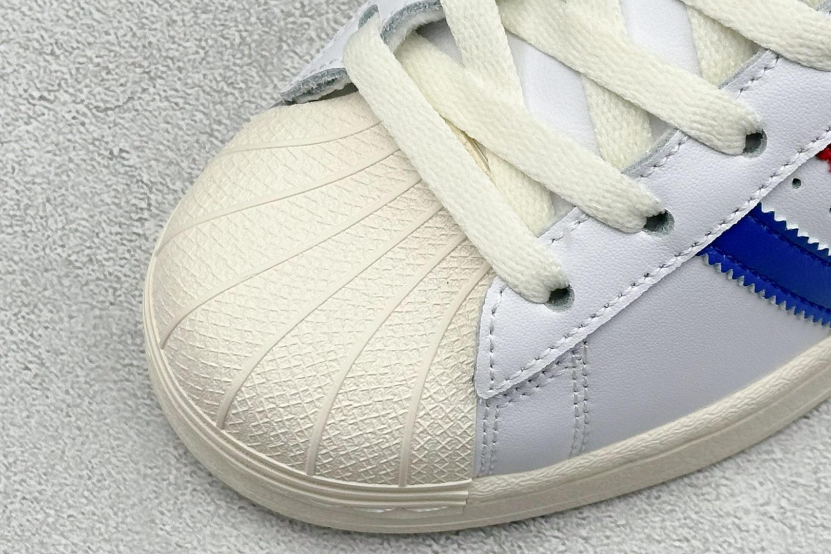 150 Adidas Originals Superstar II 贝壳头休闲板鞋 JQ6345