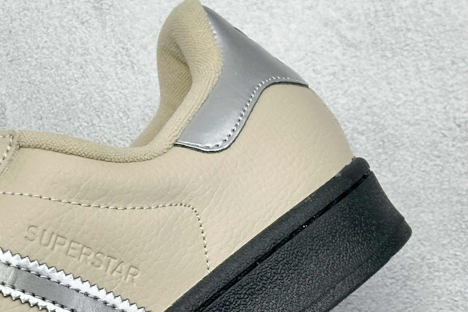 150 Adidas Originals Superstar II 贝壳头休闲板鞋 JR4234-Chinese UA Cheap High Quatity Brand Clothes Bags handbags Sneakers wholesale wholesaler seller from China Factory suppliers Fashion Clothing Shoes best Quality Beautiful Price 150 Adidas Originals Superstar II 贝壳头休闲板鞋 JR4234