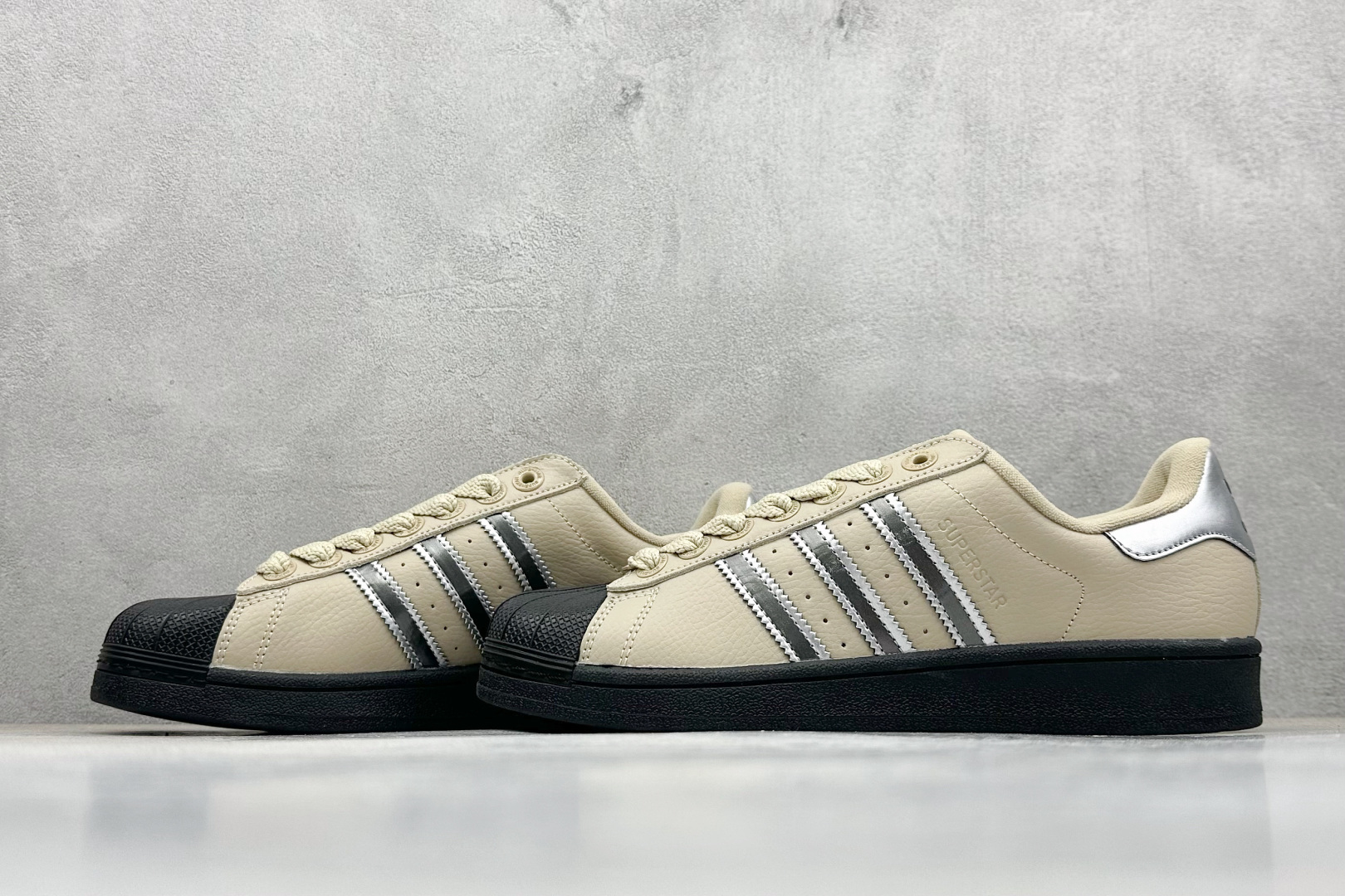 150 Adidas Originals Superstar II 贝壳头休闲板鞋 JR4234-Chinese UA Cheap High Quatity Brand Clothes Bags handbags Sneakers wholesale wholesaler seller from China Factory suppliers Fashion Clothing Shoes best Quality Beautiful Price 150 Adidas Originals Superstar II 贝壳头休闲板鞋 JR4234